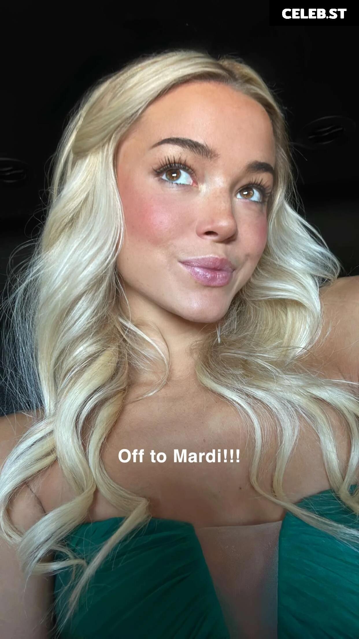 Livvy Dunne Image 24480616