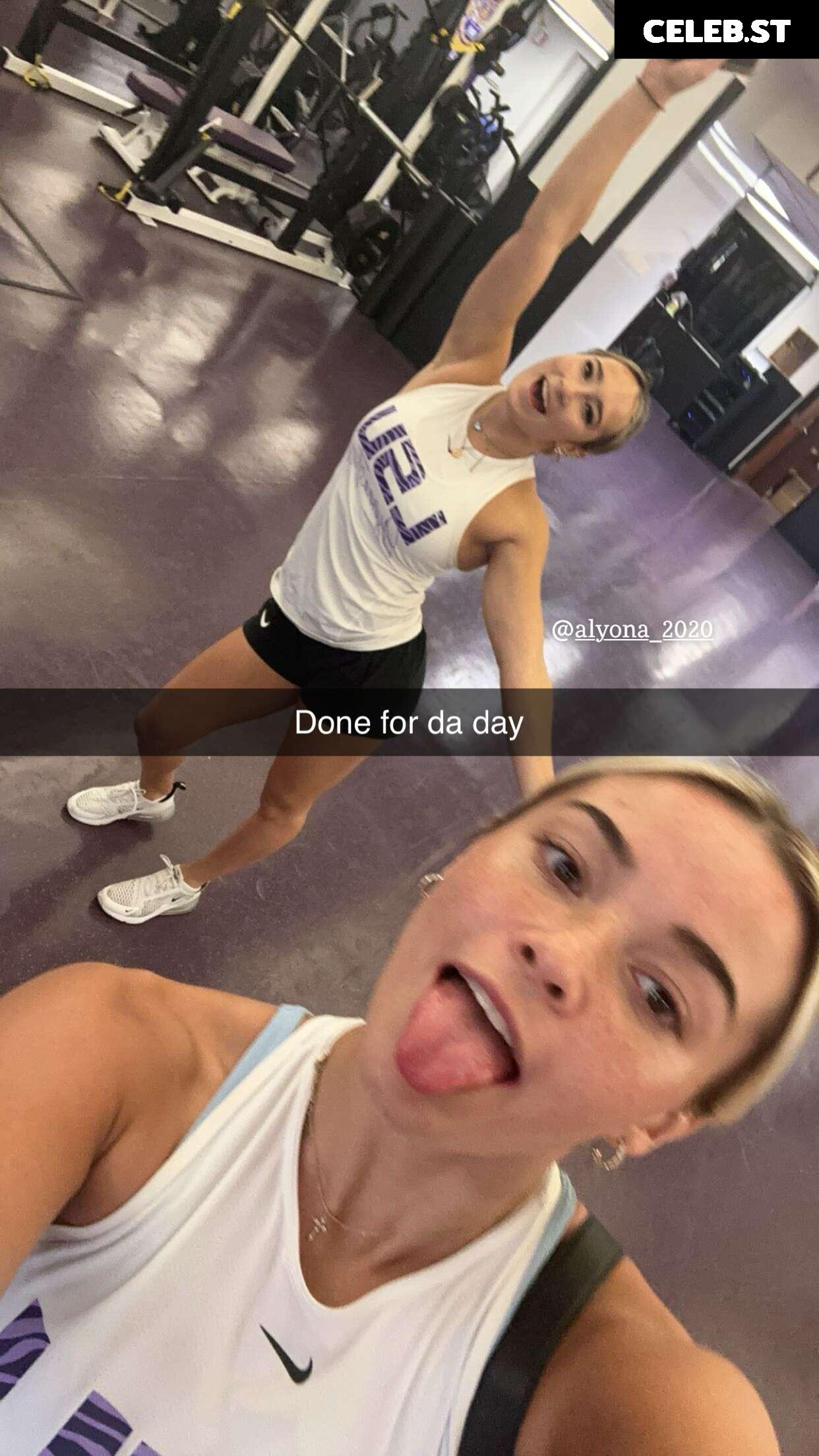 Livvy Dunne Image 24480368