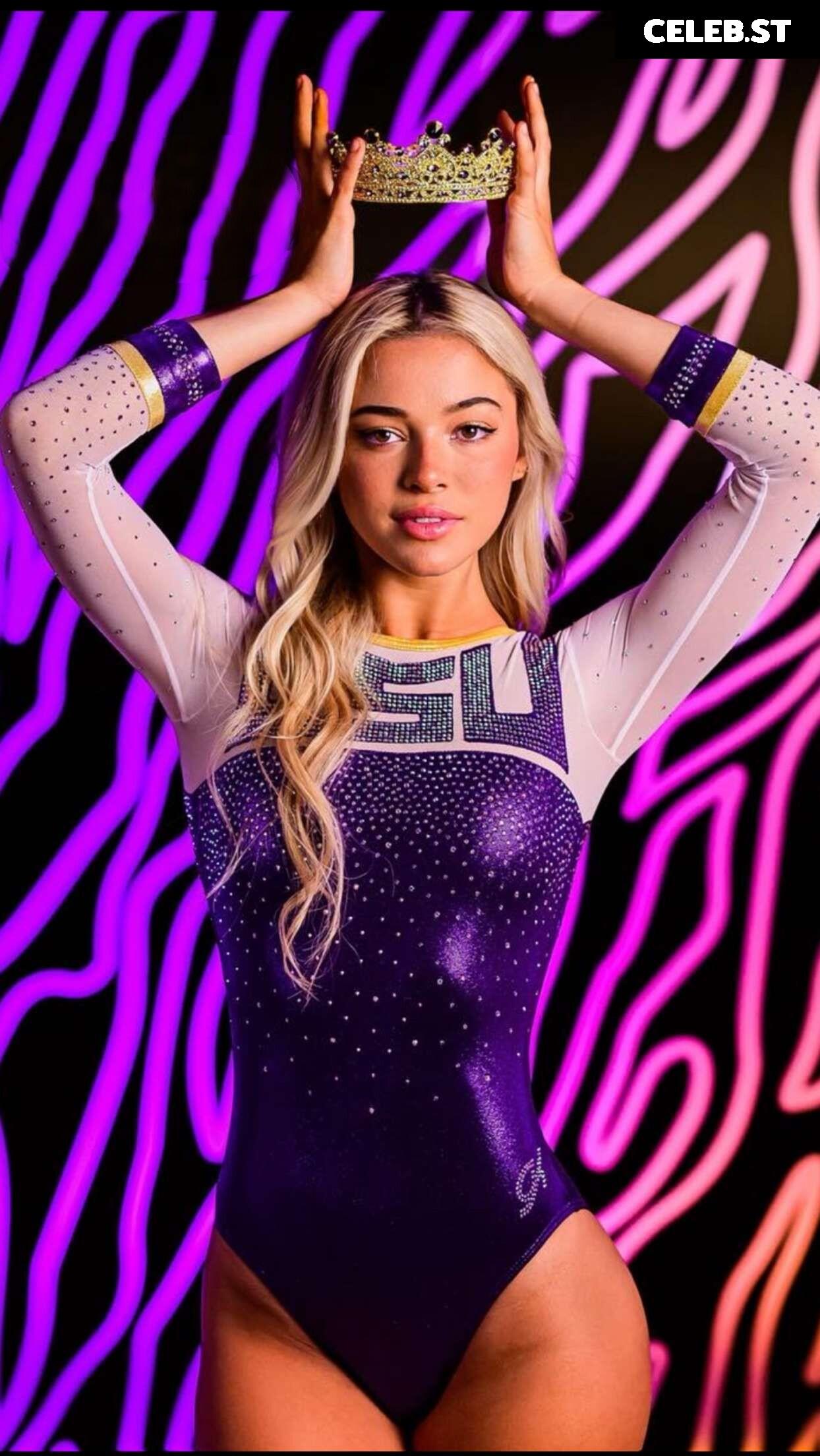 Livvy Dunne Image 24480247