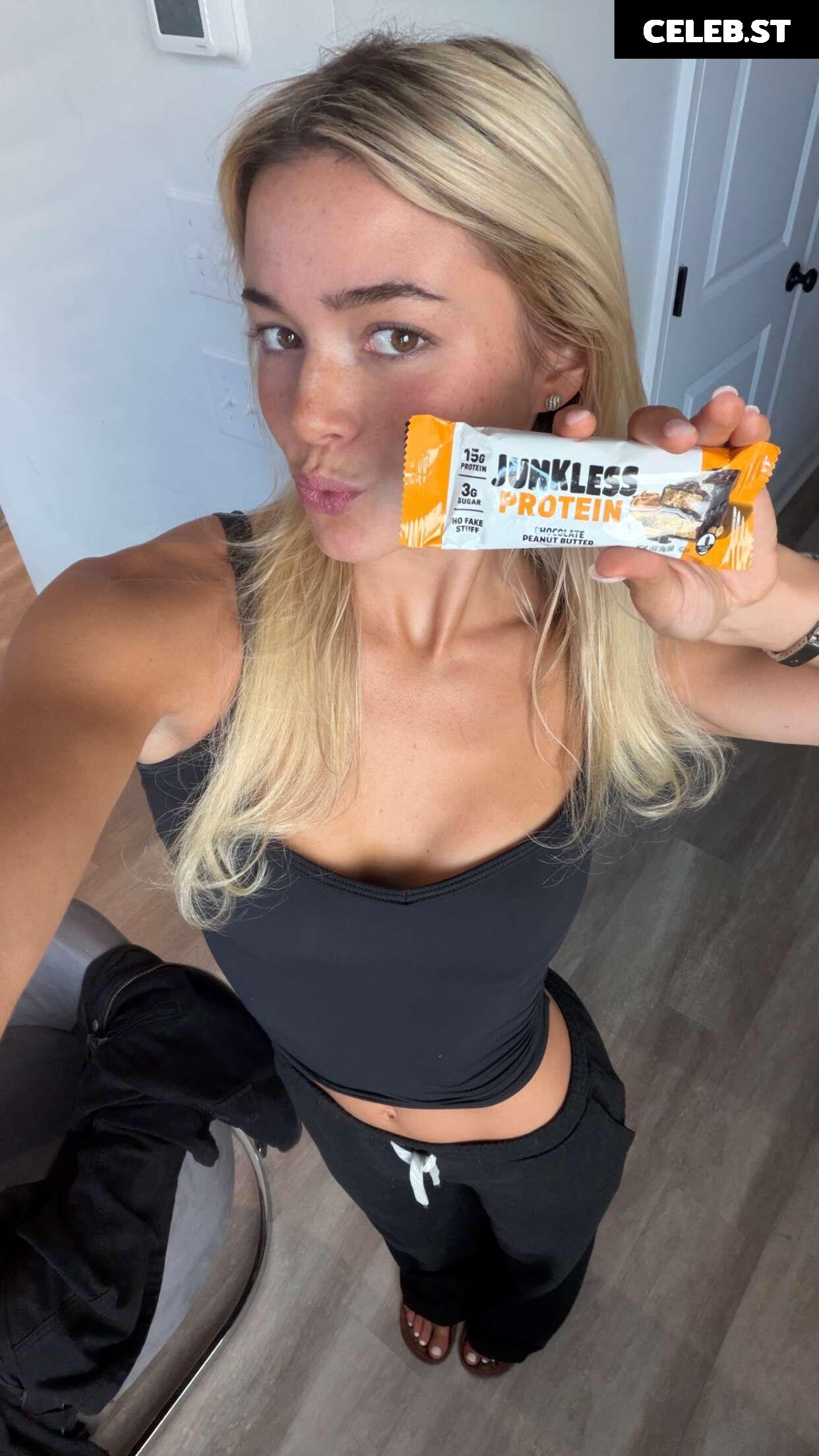 Livvy Dunne Image 24483152