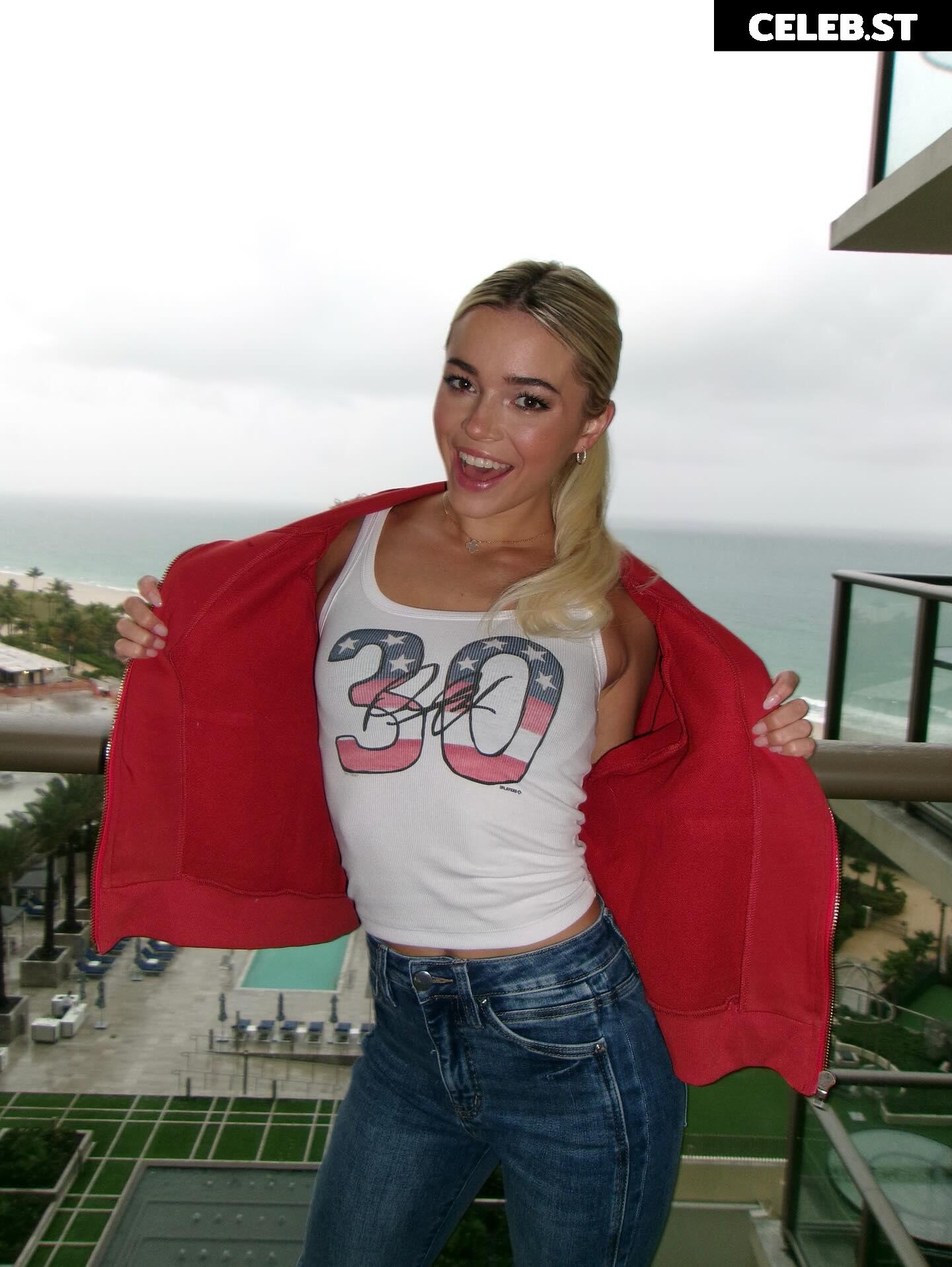 Livvy Dunne Image 24483362