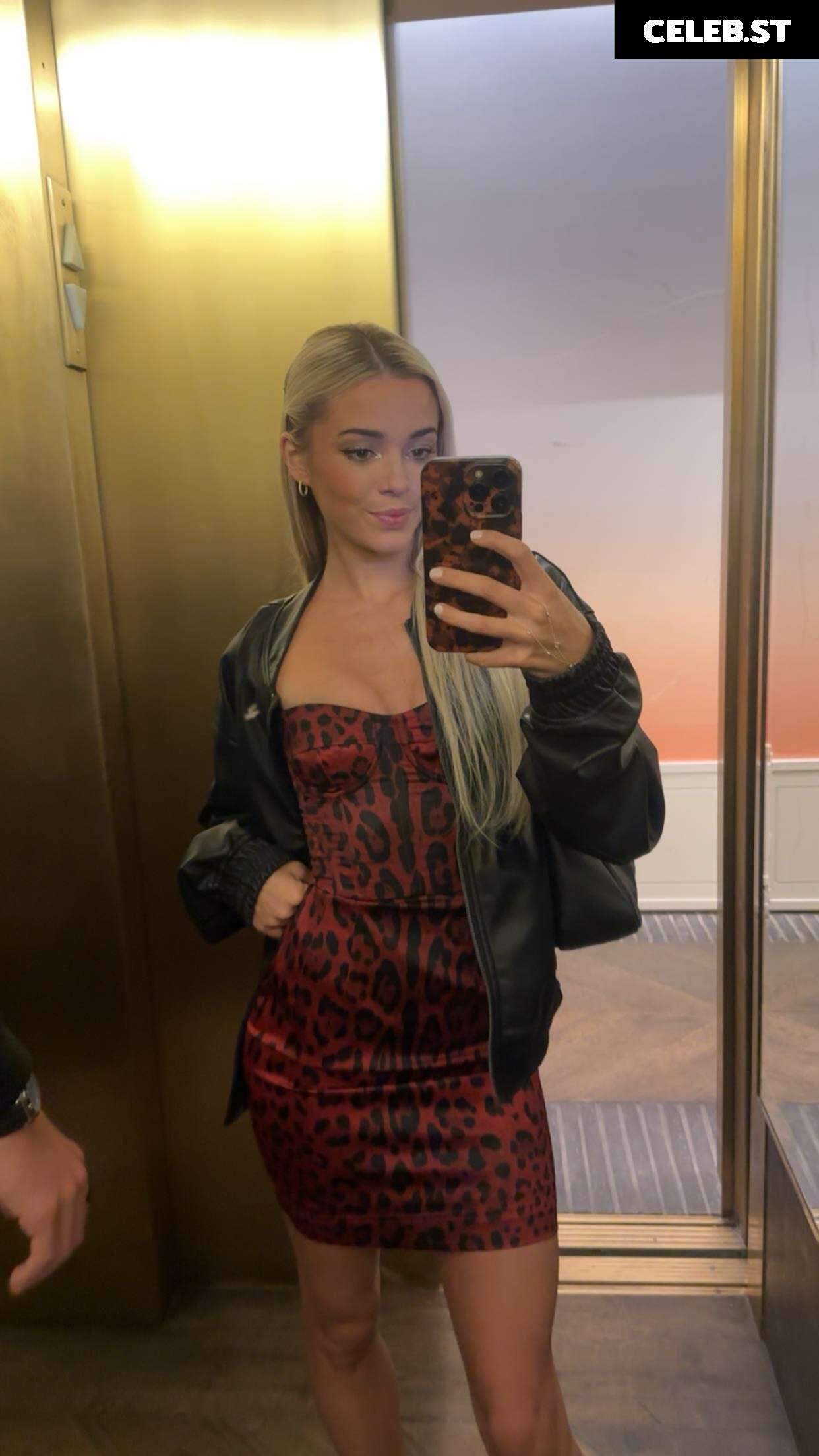 Livvy Dunne Image 24482144