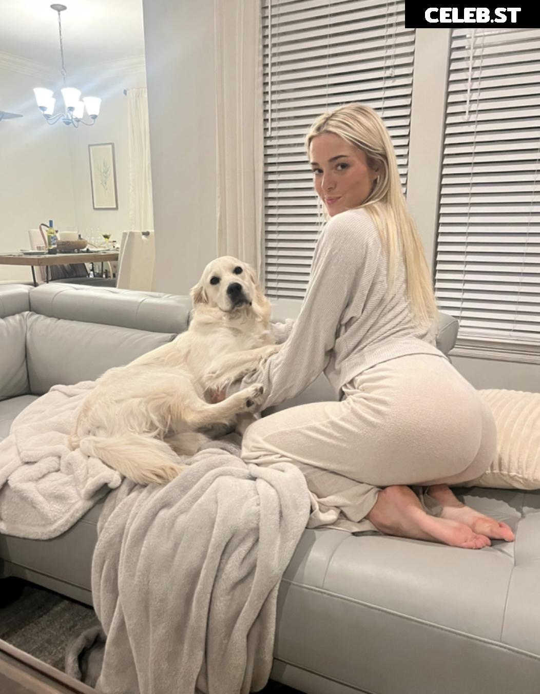 Livvy Dunne Image 24482019