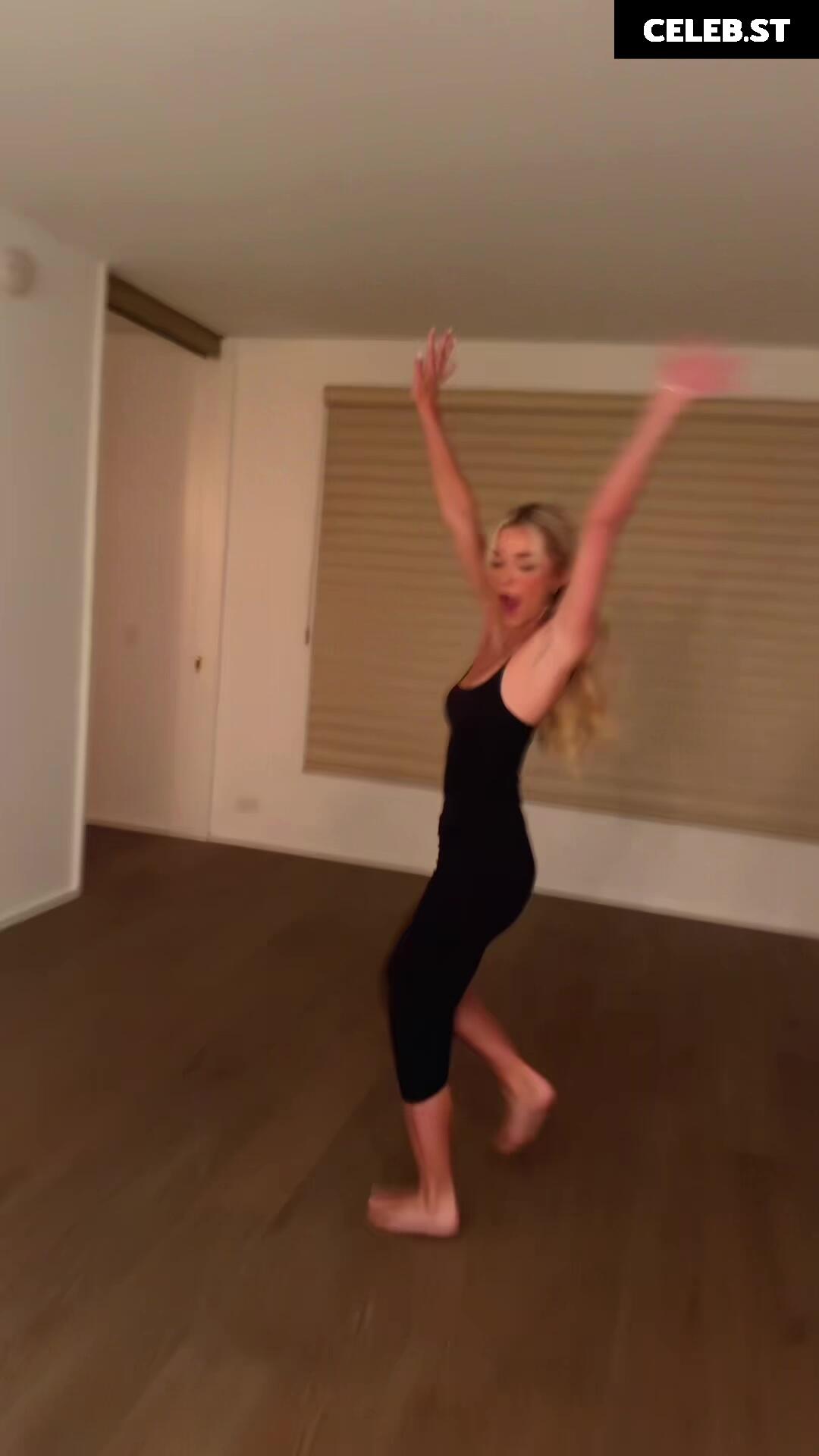 Livvy Dunne Image 24482041