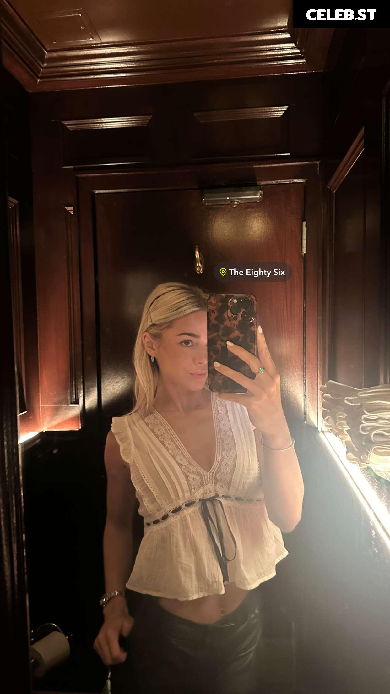 Livvy Dunne Image 24482327