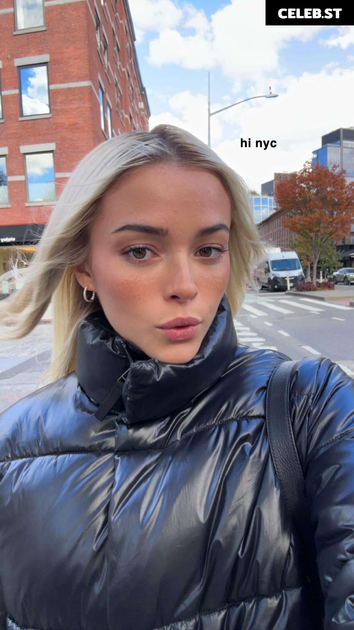 Livvy Dunne Image 24482310