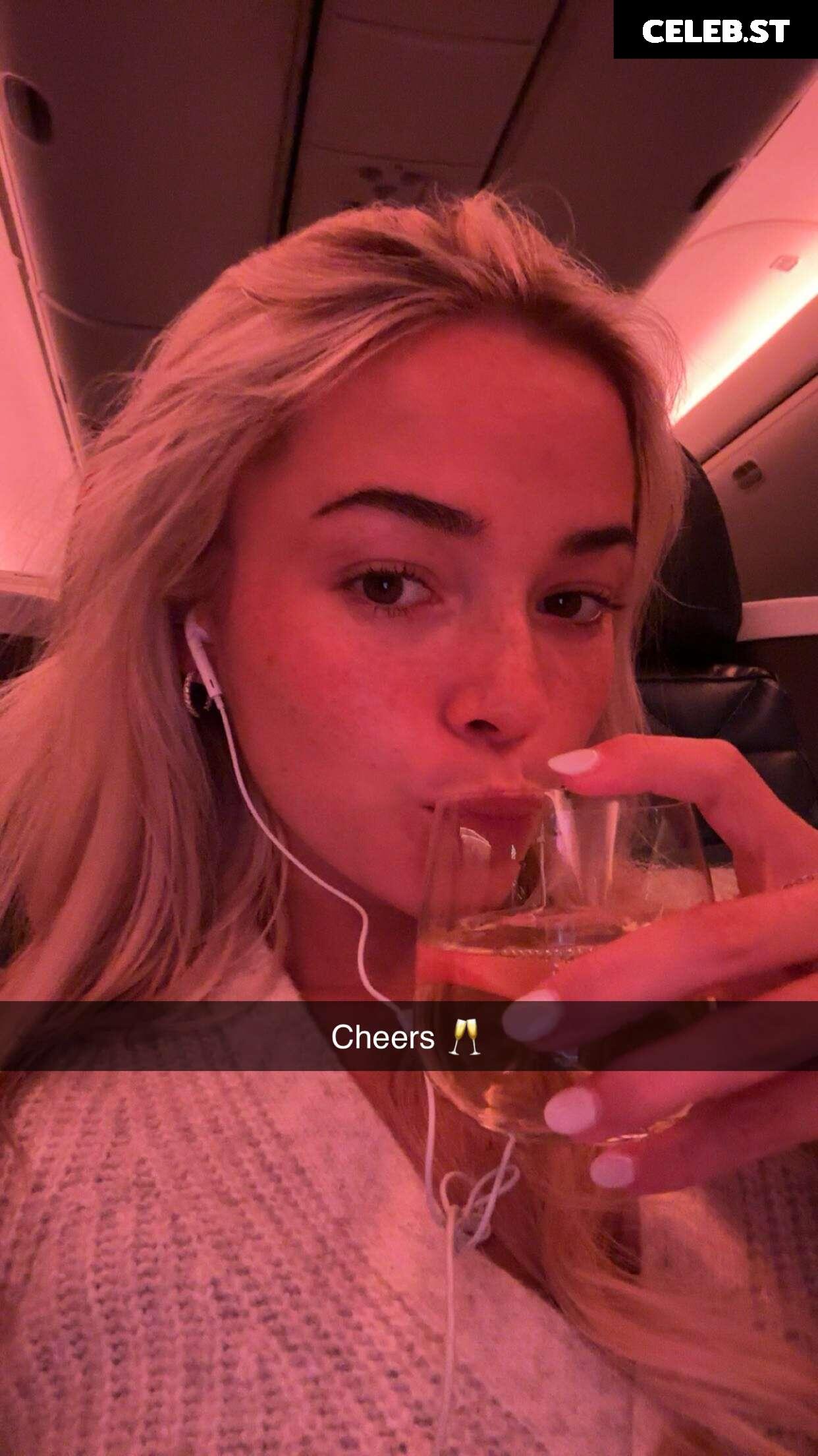 Livvy Dunne Image 24482248