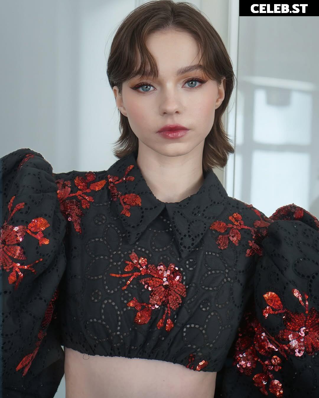 Emma Myers Image 24489866