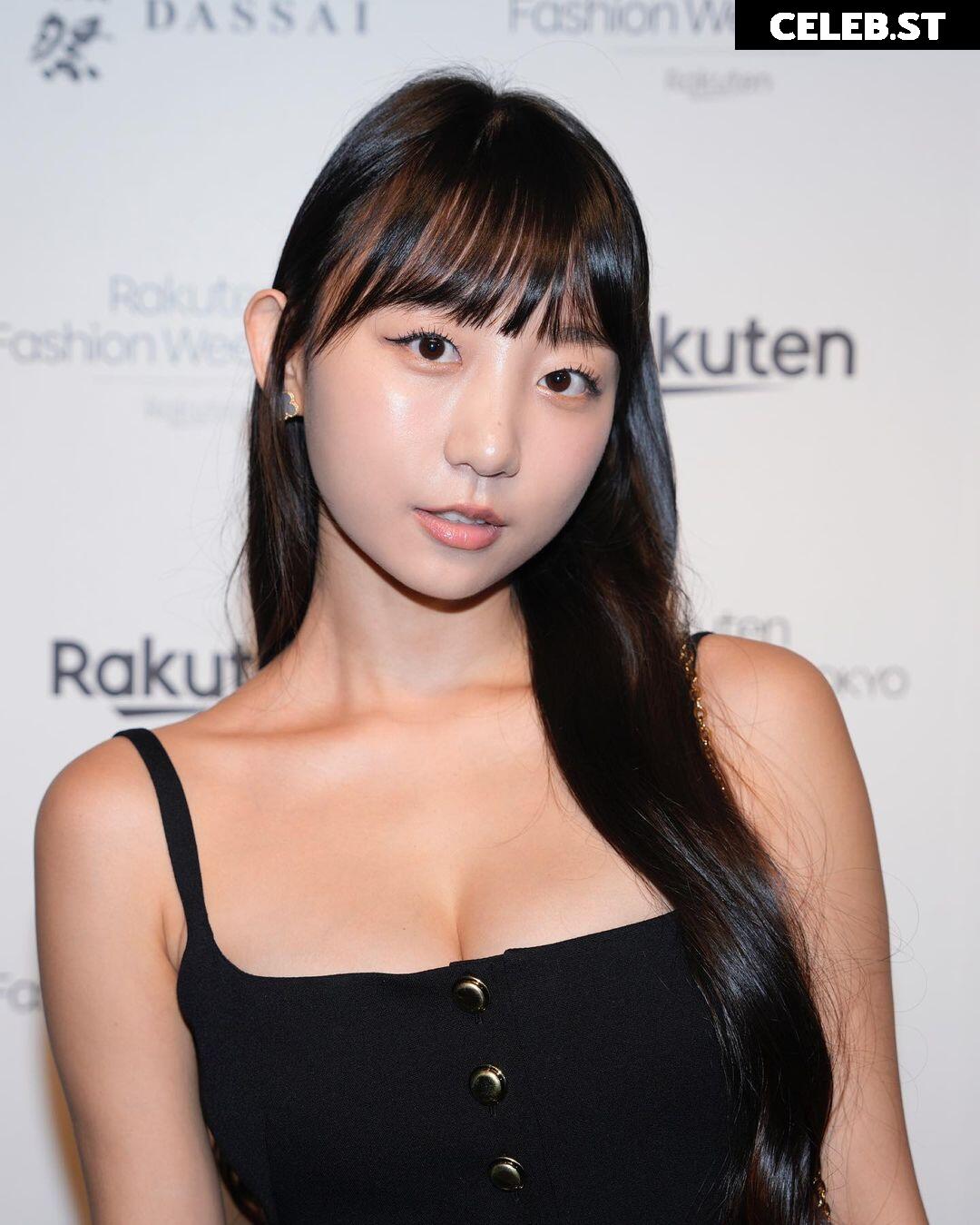 Eunji Pyoapple Image 24365922