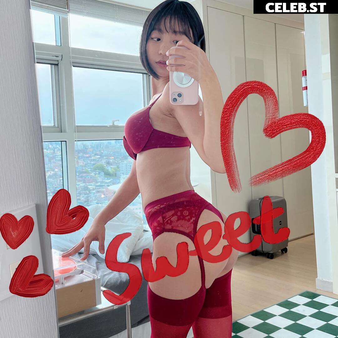 Eunji Pyoapple Image 24365221