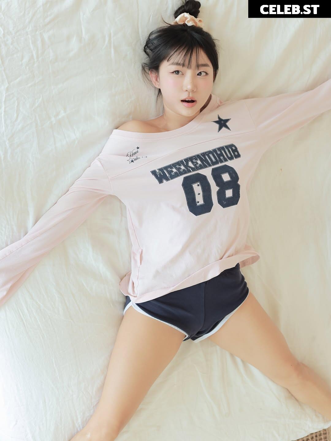 Eunji Pyoapple Image 24367294