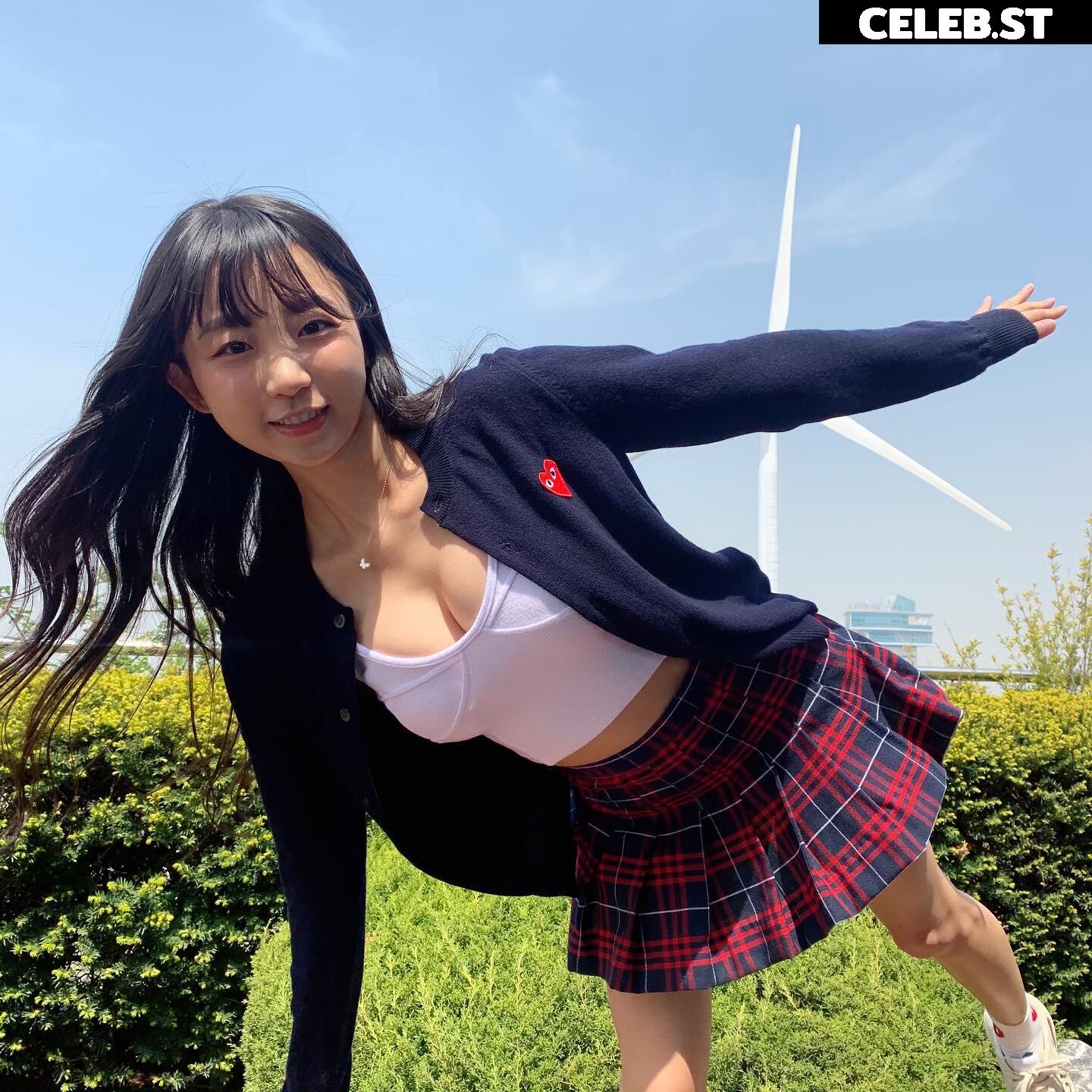 Eunji Pyoapple Image 24366816