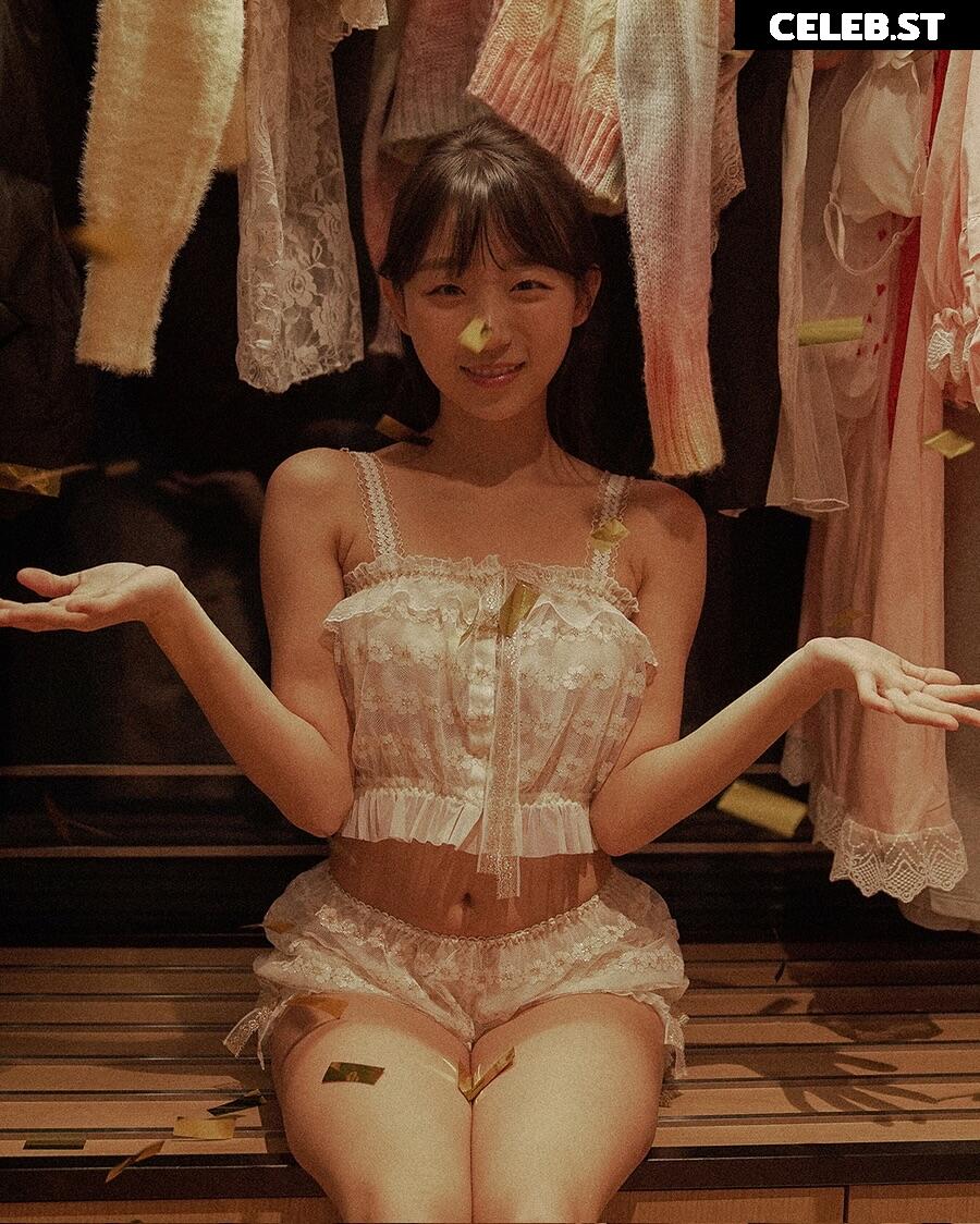 Eunji Pyoapple Image 24366470