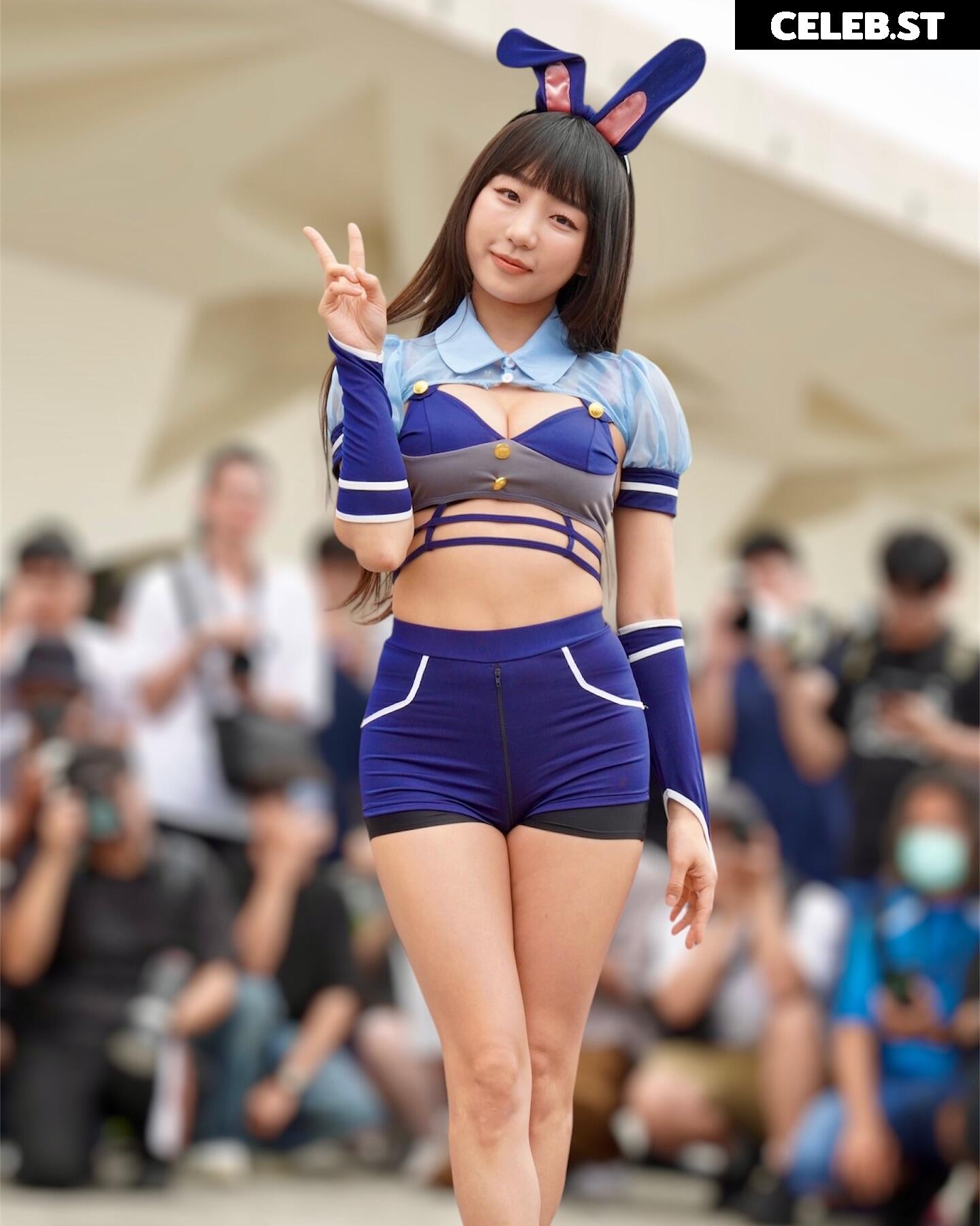Eunji Pyoapple Image 24366630