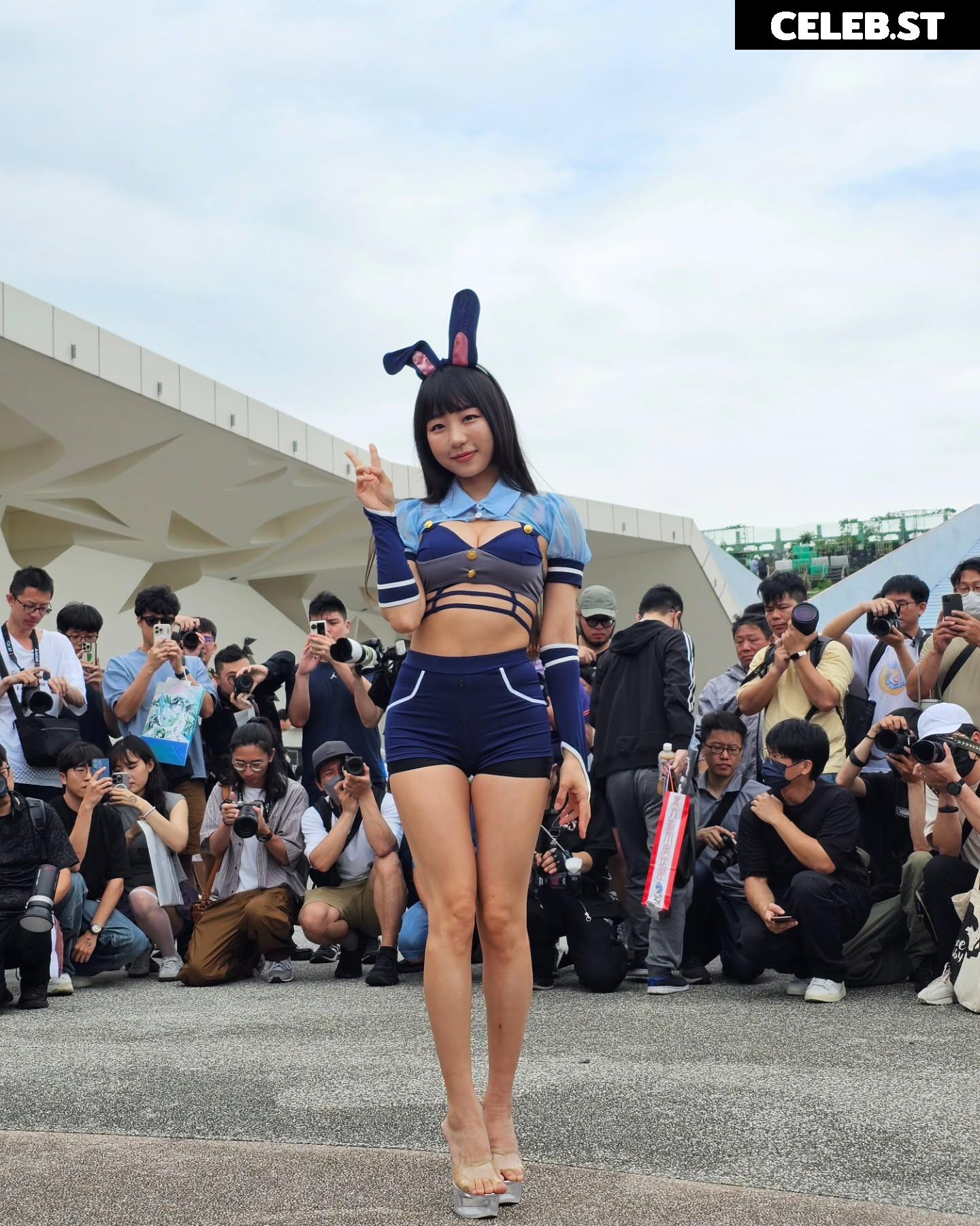 Eunji Pyoapple Image 24366649