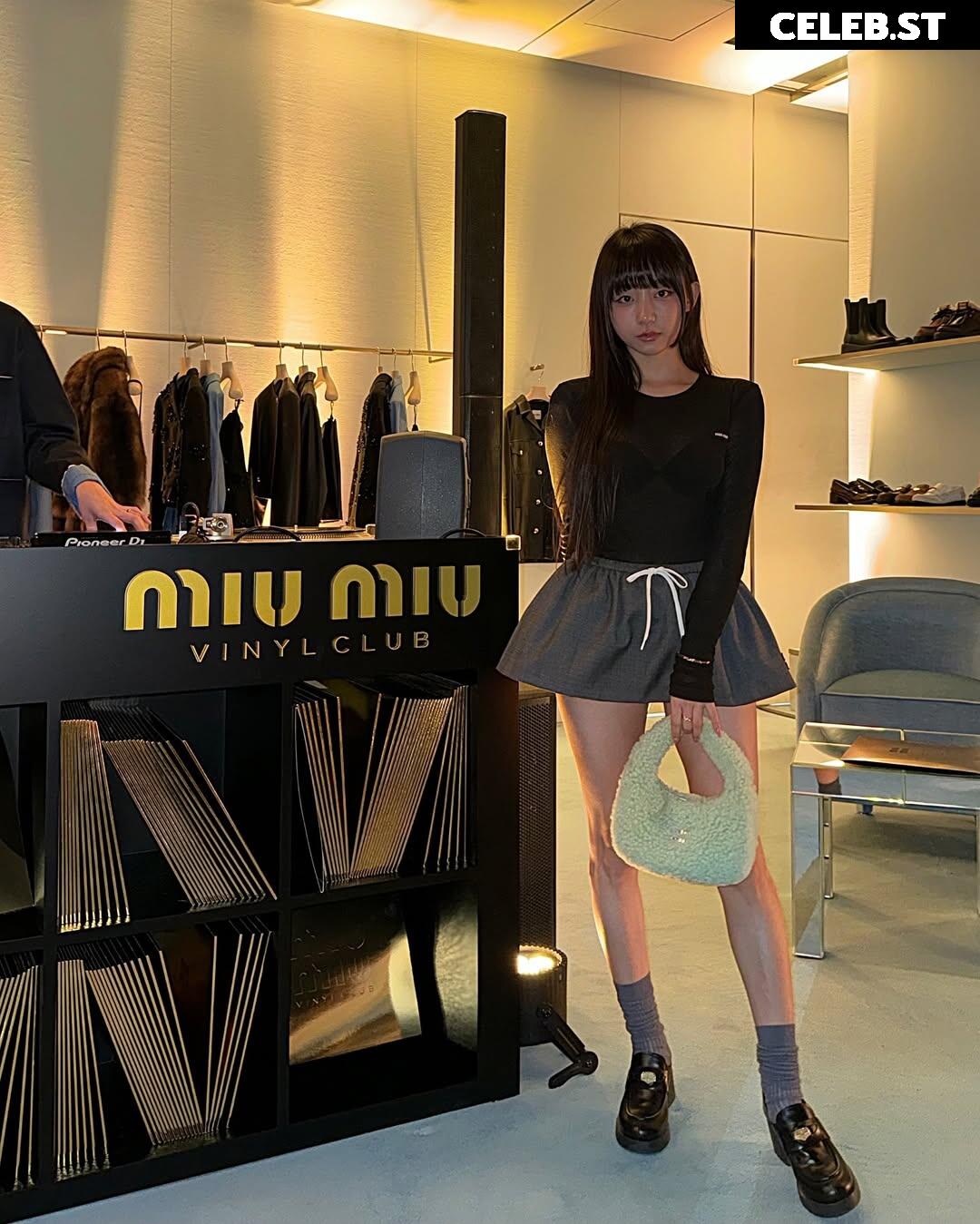 Eunji Pyoapple Image 24366160
