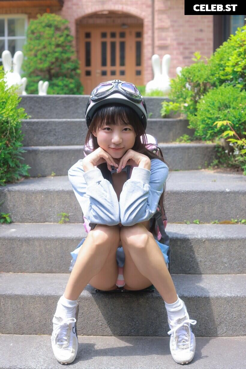 Eunji Pyoapple Image 24366334
