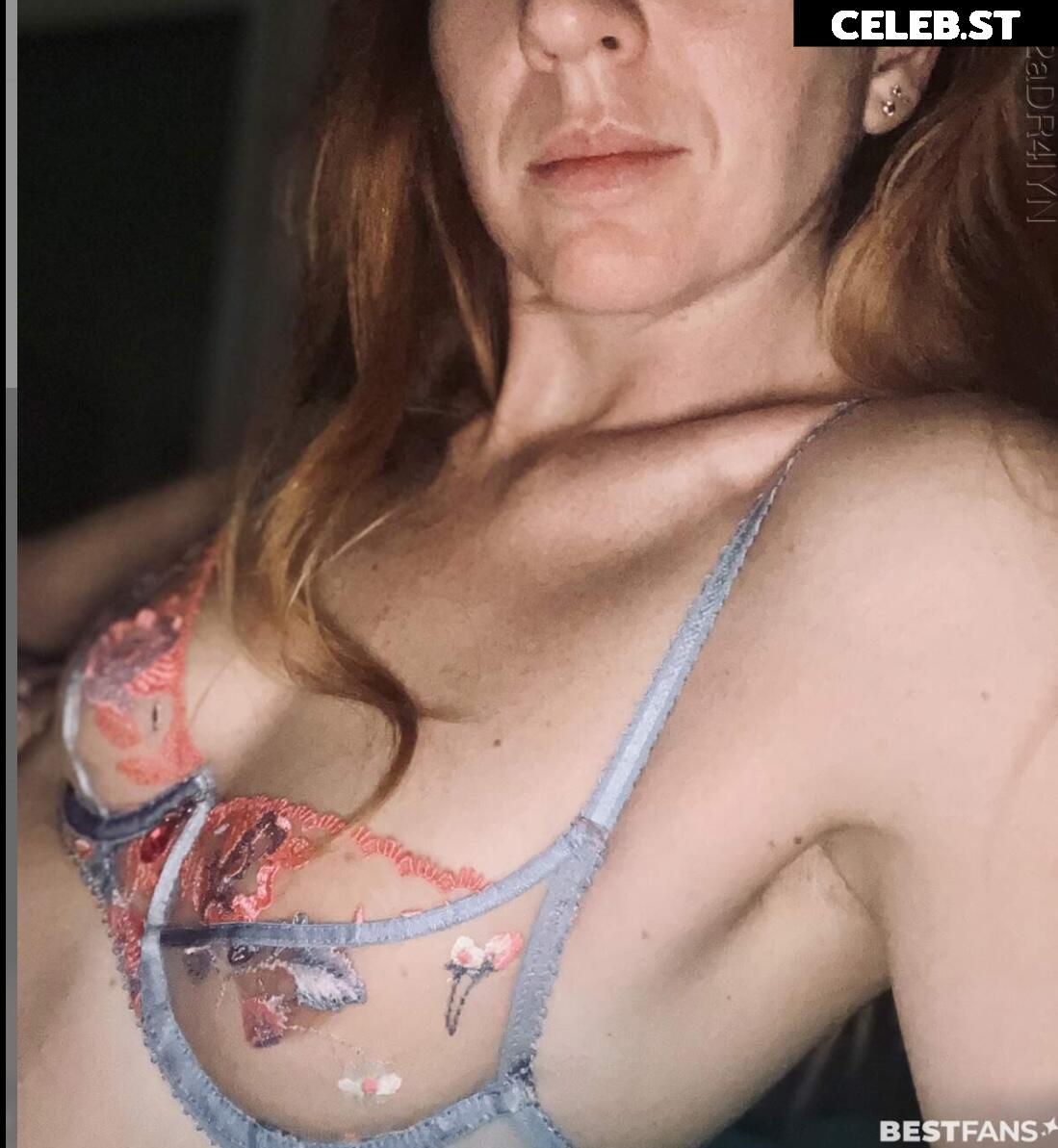 Marie_packt_aus Image 2437650