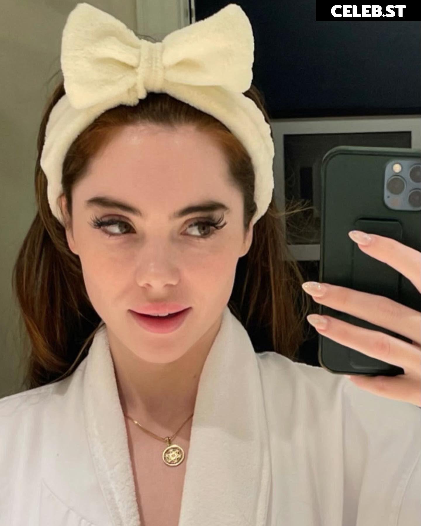 McKayla Maroney Image 24371198