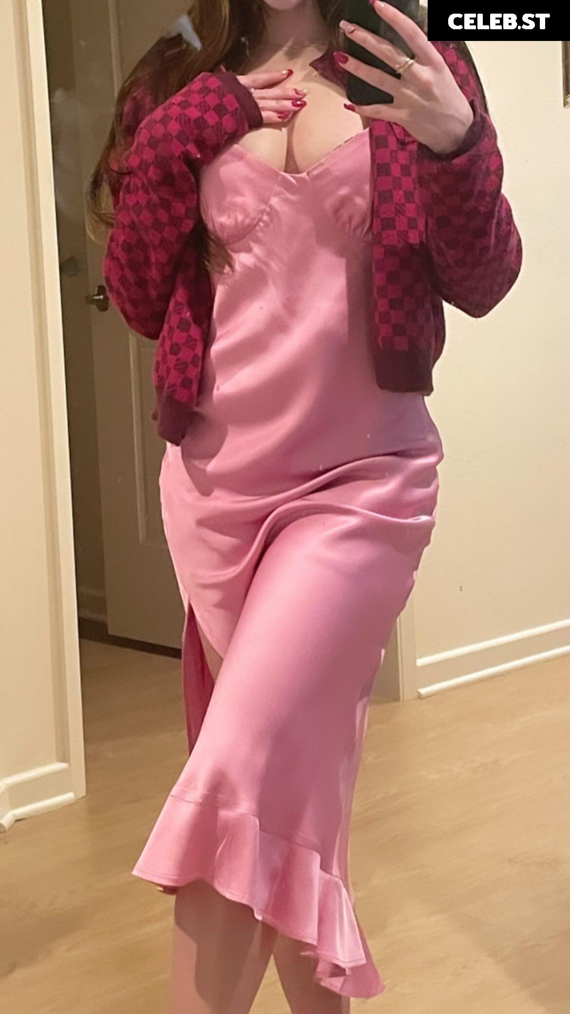 McKayla Maroney Image 24371125
