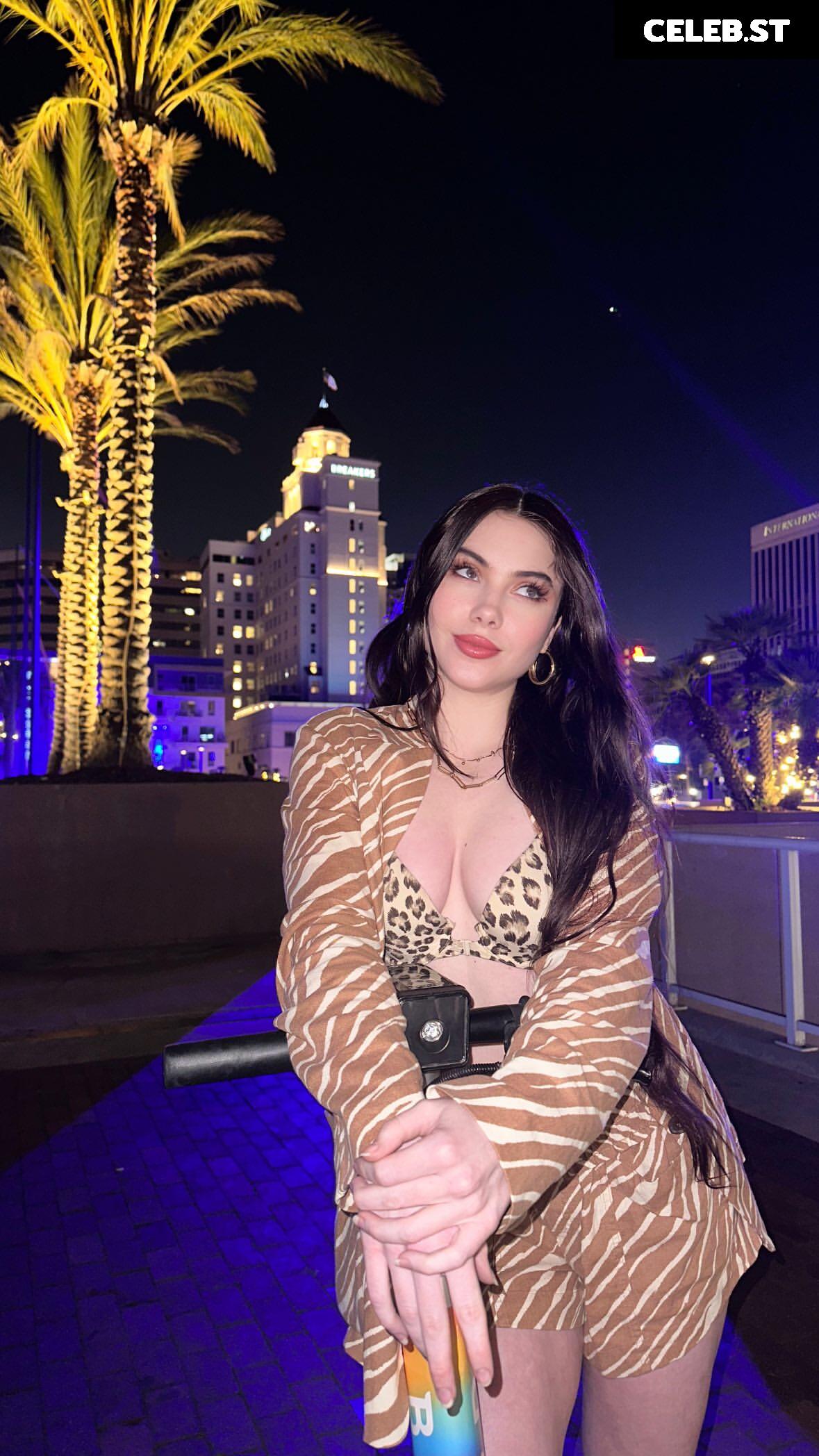 McKayla Maroney Image 24371148