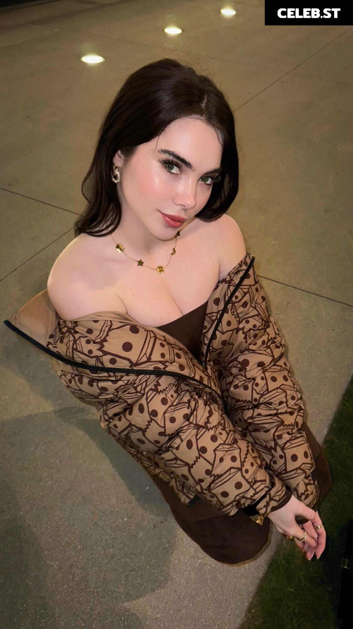 McKayla Maroney Image 24371177