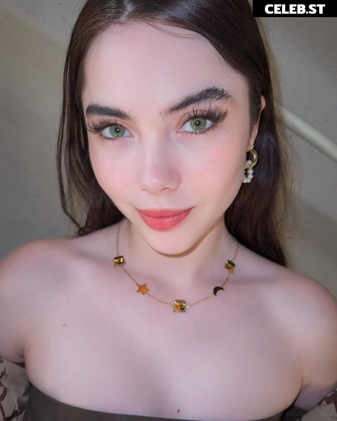 McKayla Maroney Image 24371175