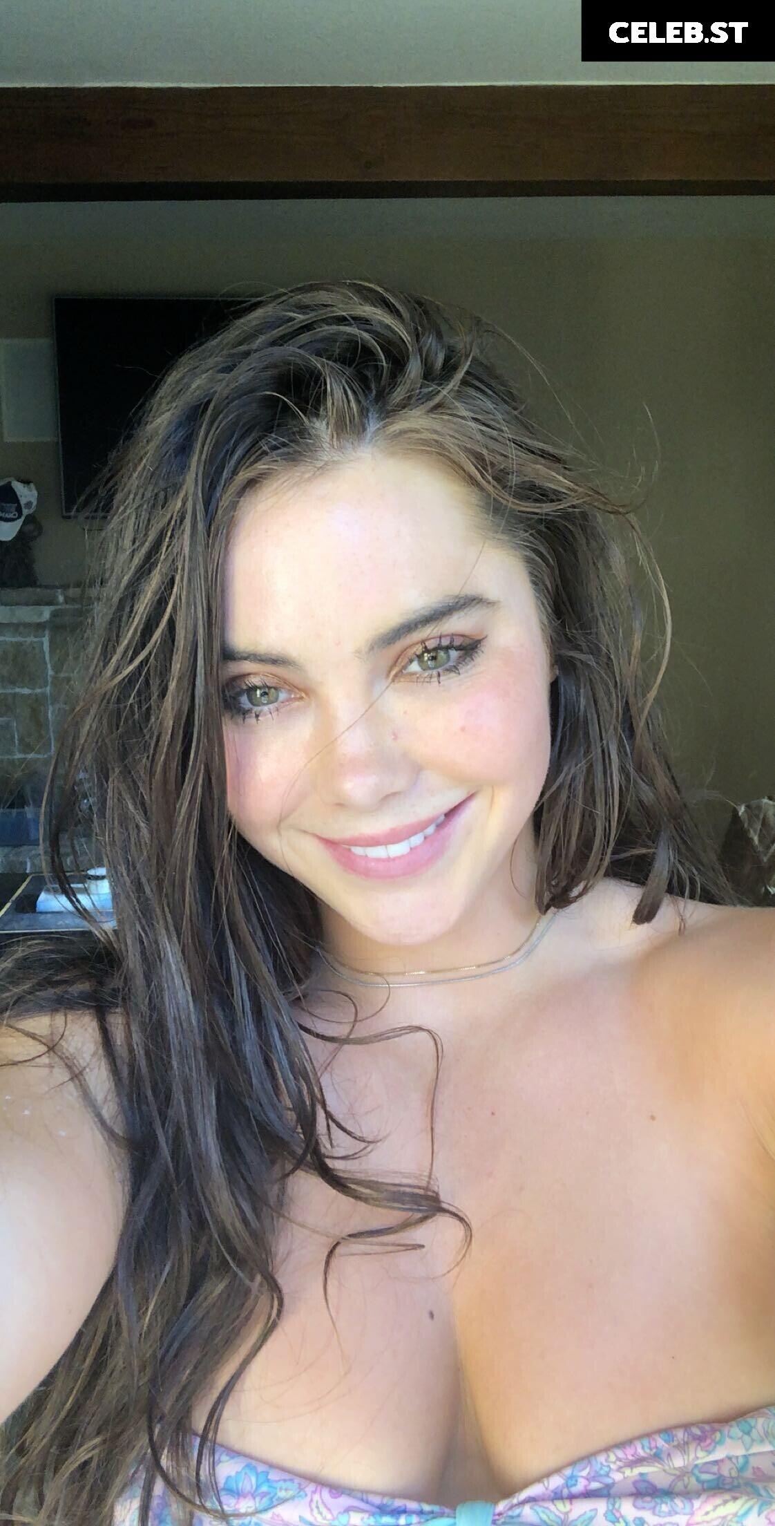 McKayla Maroney Image 24370975
