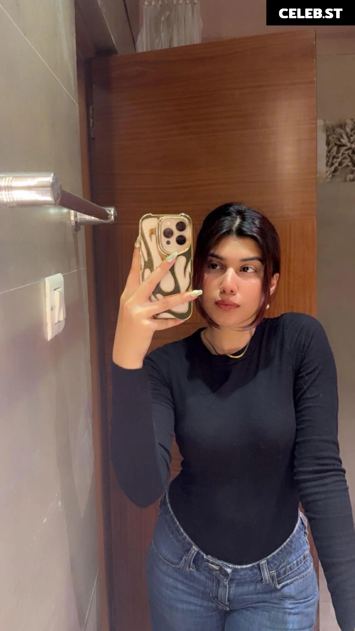 baddiejuu Image 24373230