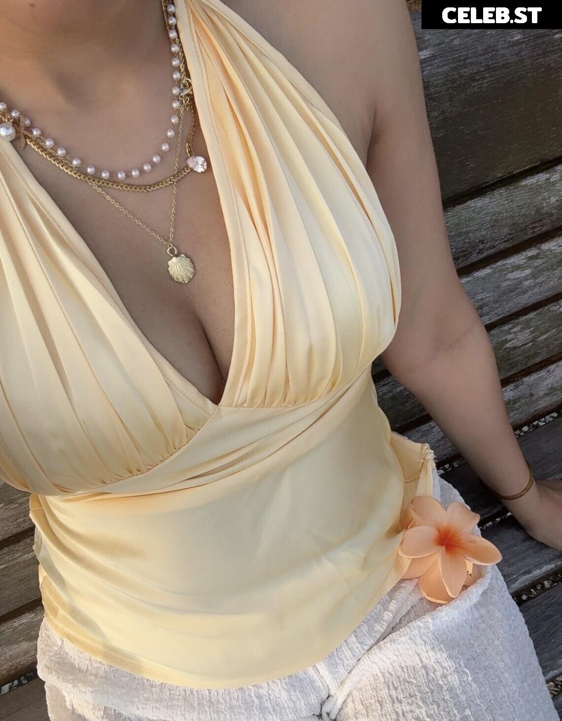 baddiejuu Image 24373258