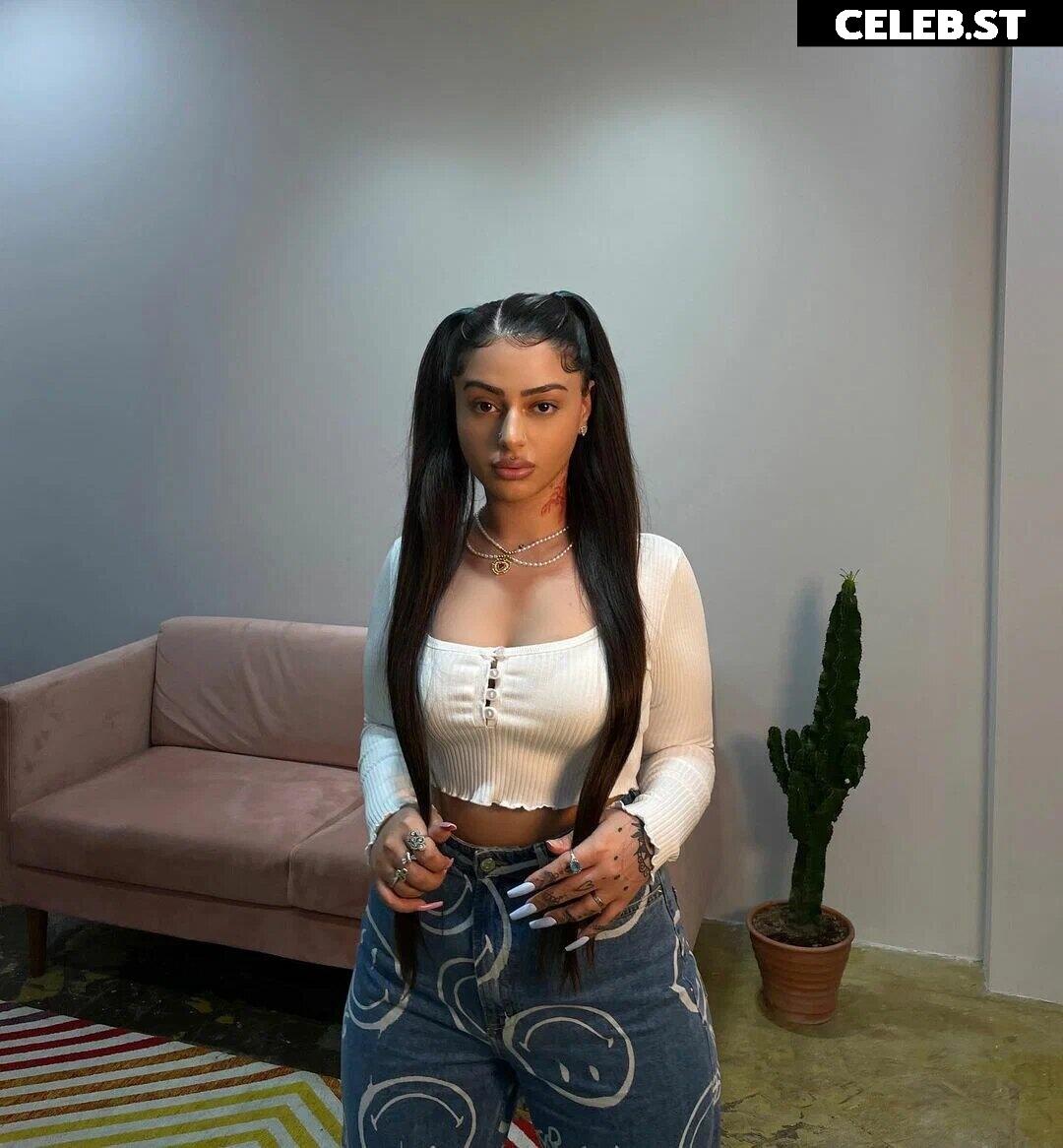 Asya alizade Image 2437909