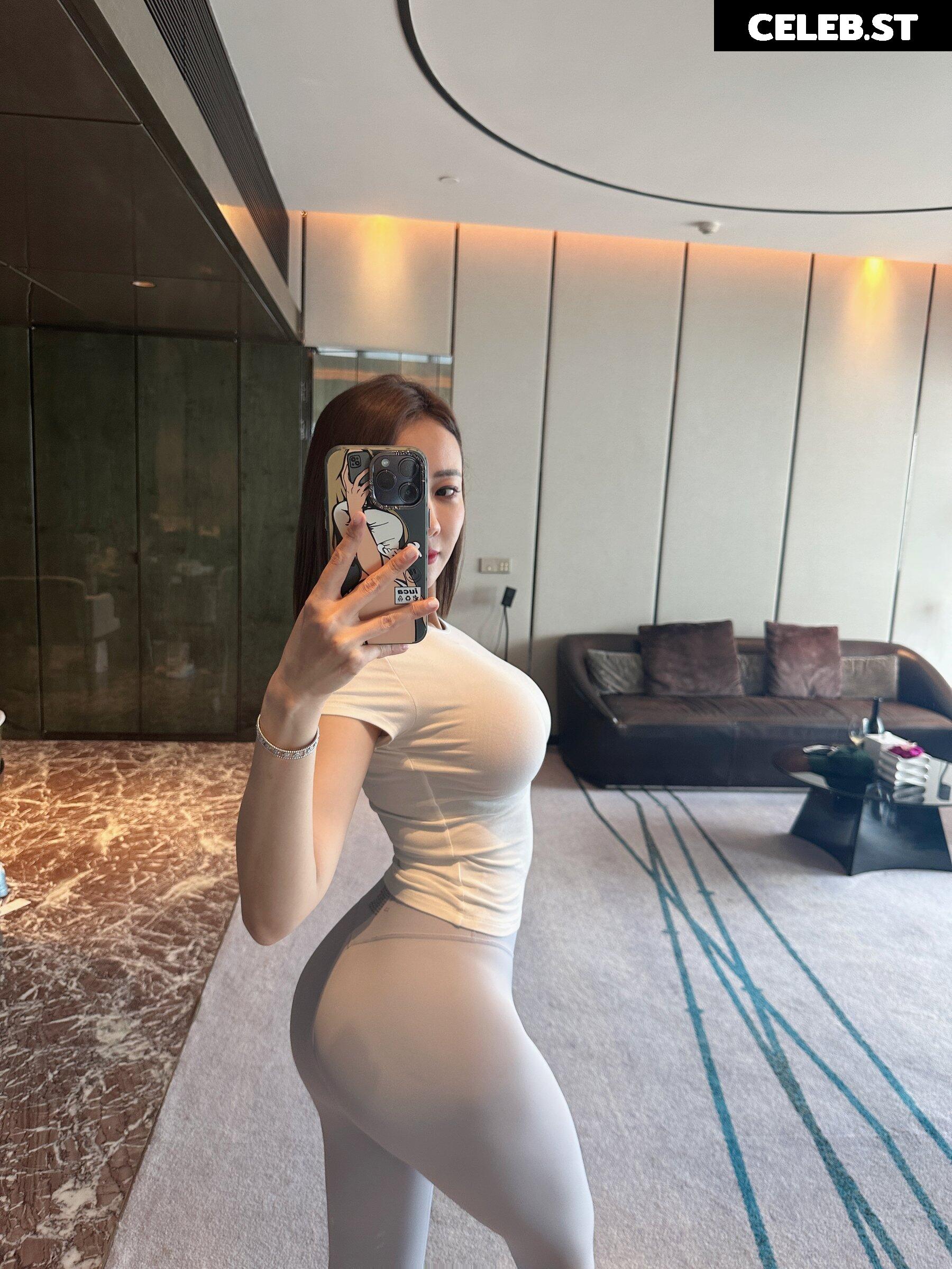 guoervictoria / 果儿Victoria / 松果儿 Image 24312314