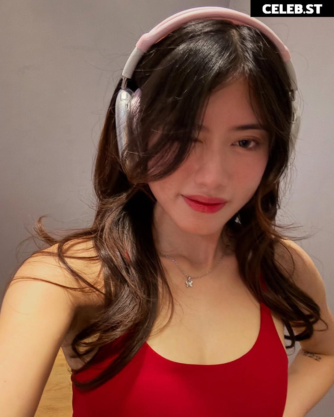 Celia Tran / @celia.b.tran Image 24305943
