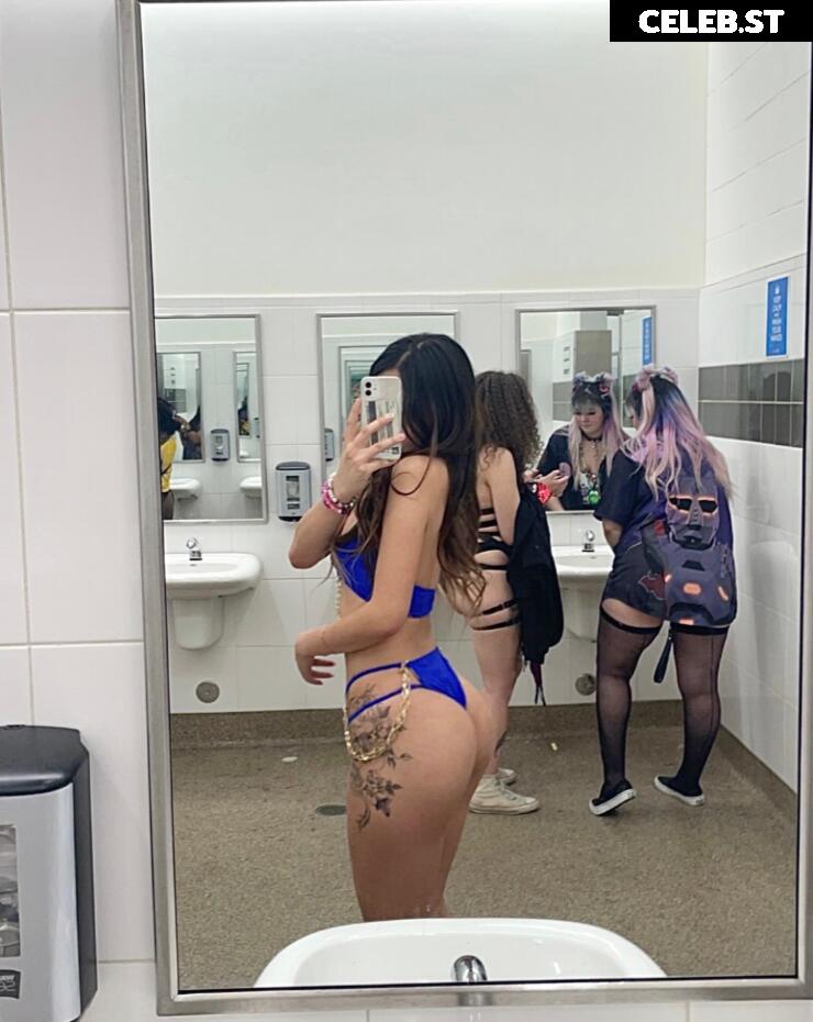 nekogir1 / goodgirl1 / Gracesongx Image 24304210