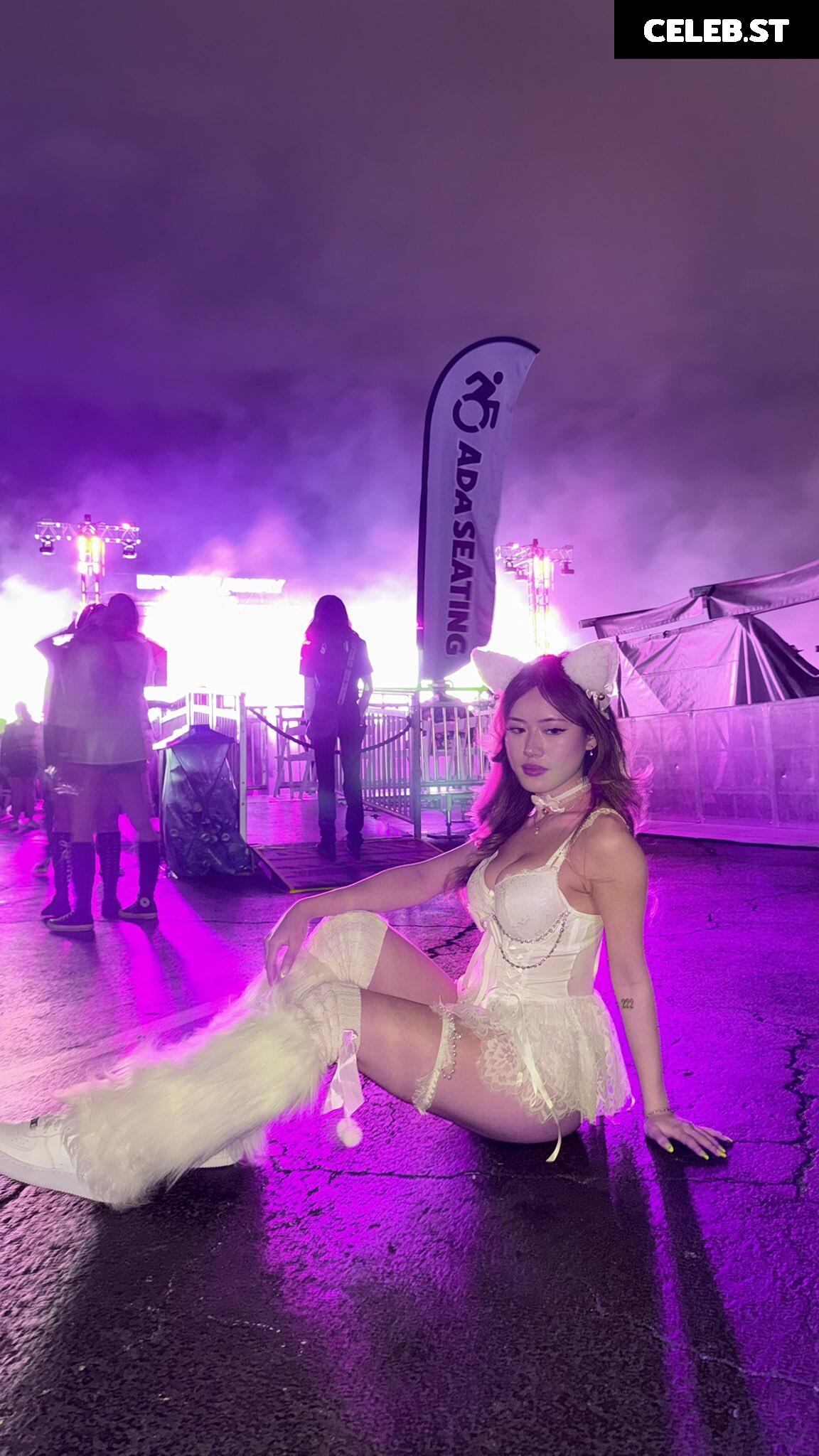 Celia Tran / @celia.b.tran Image 24306137