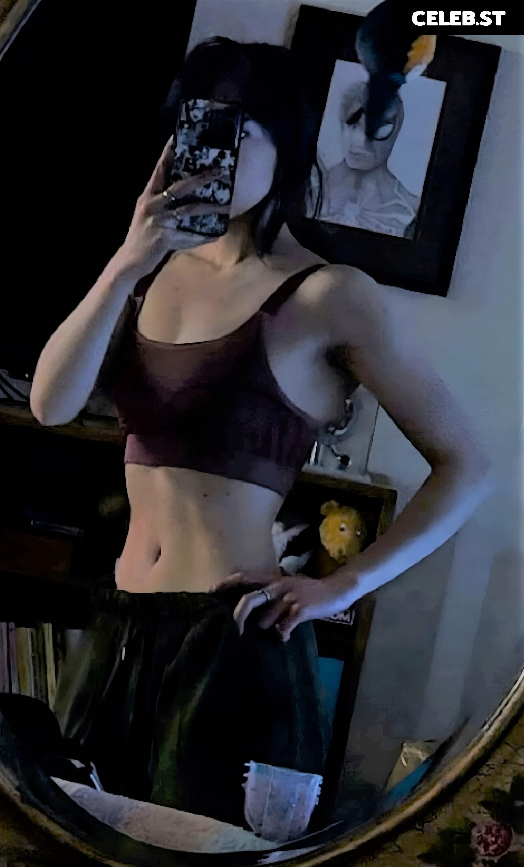 QueenTofu Image 24394127