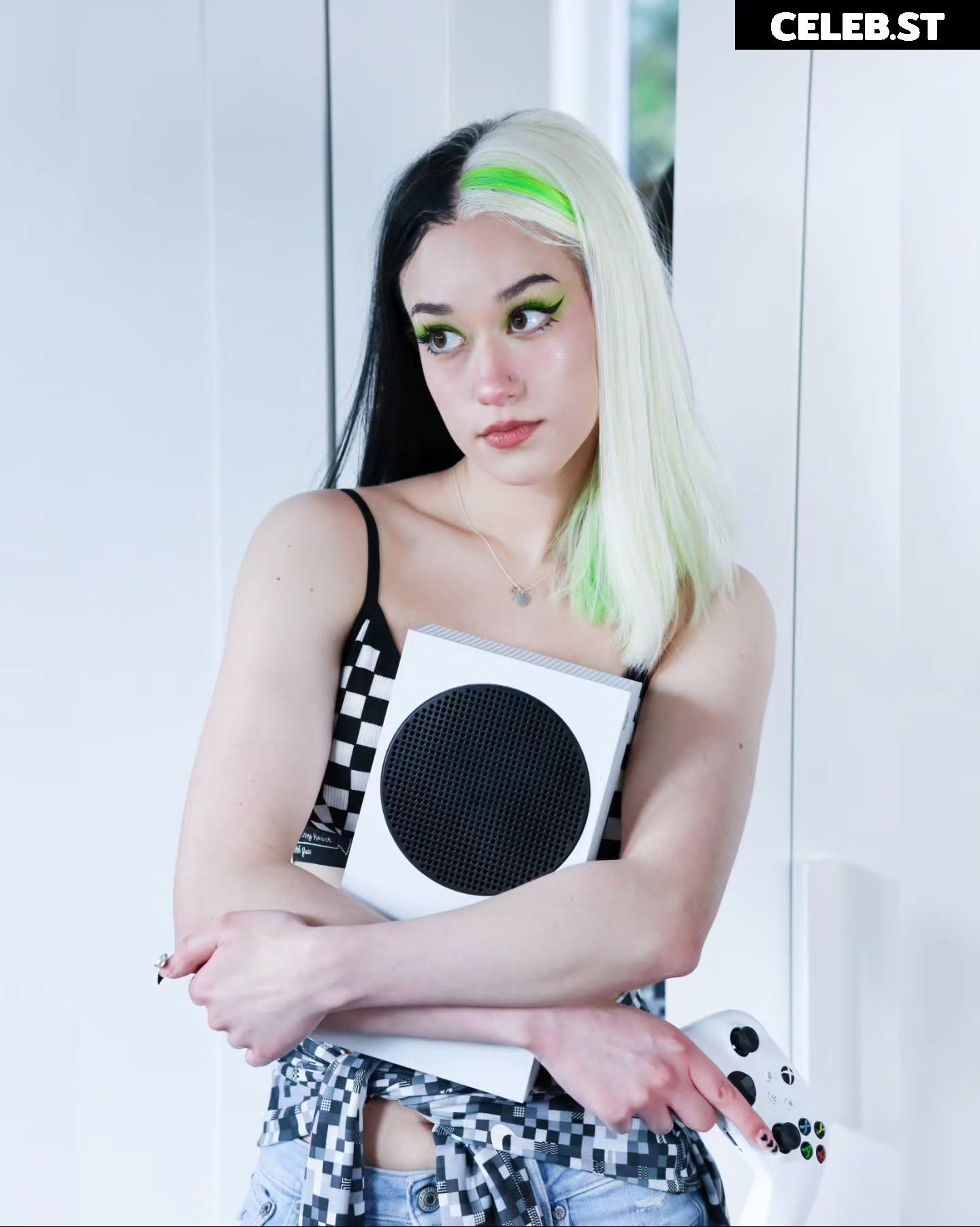 QueenTofu Image 24394306