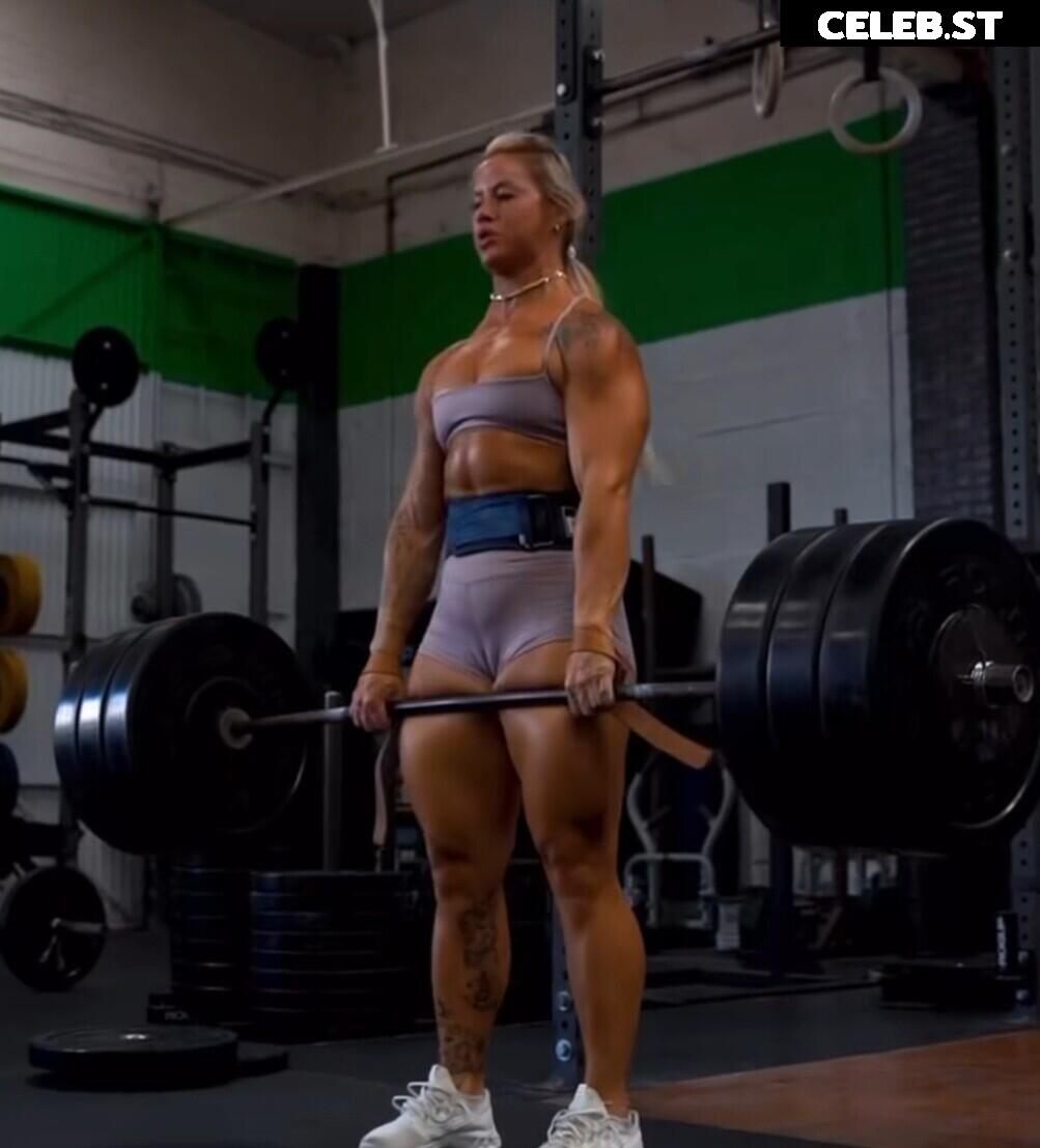 Dani Speegle/ dellespeegle Image 24393760