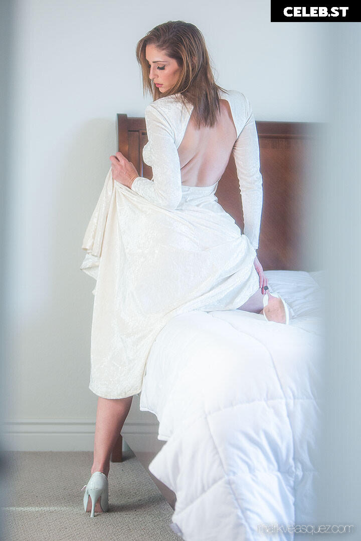 Carlotta Champagne Image 24266510