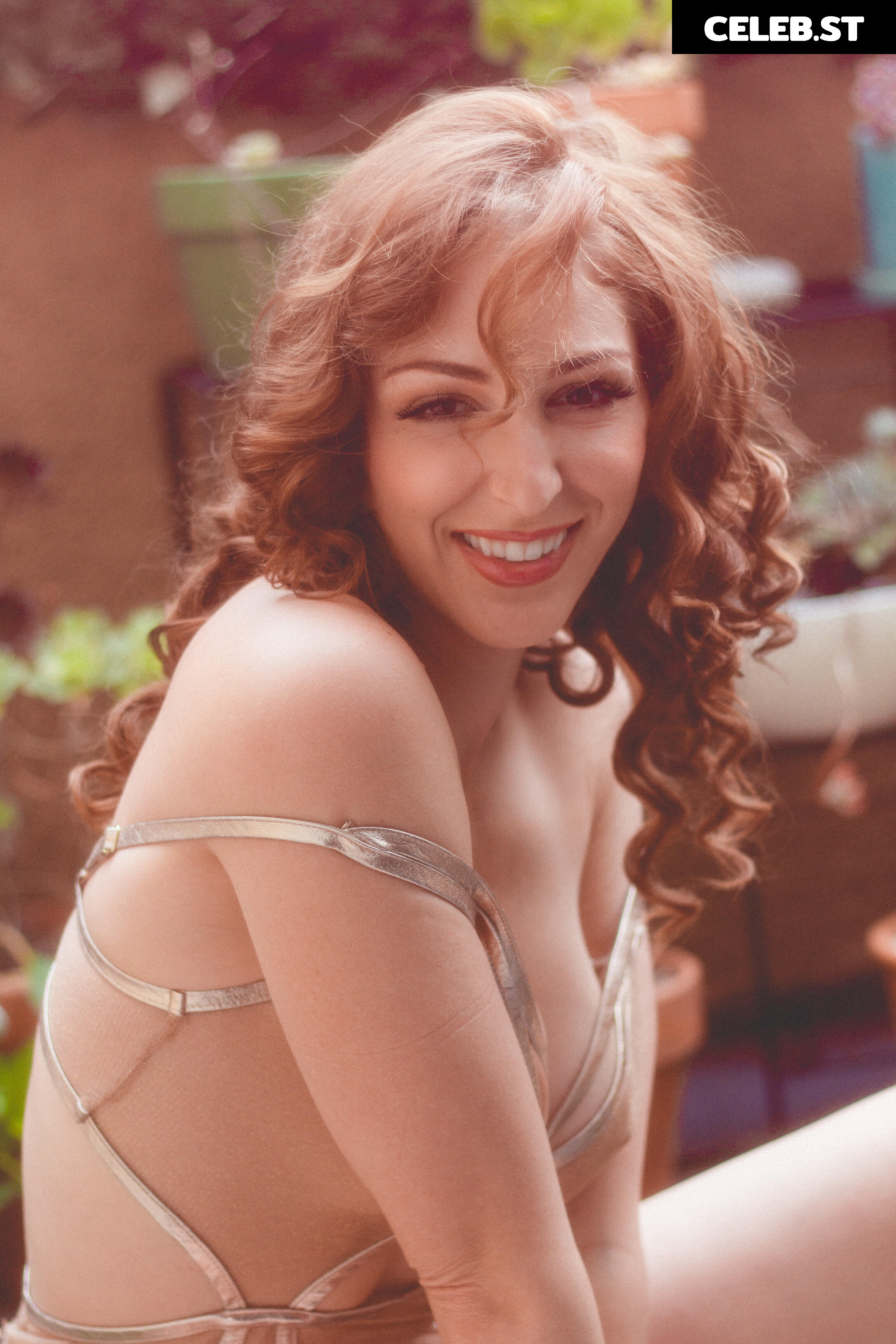 Carlotta Champagne Image 24266392