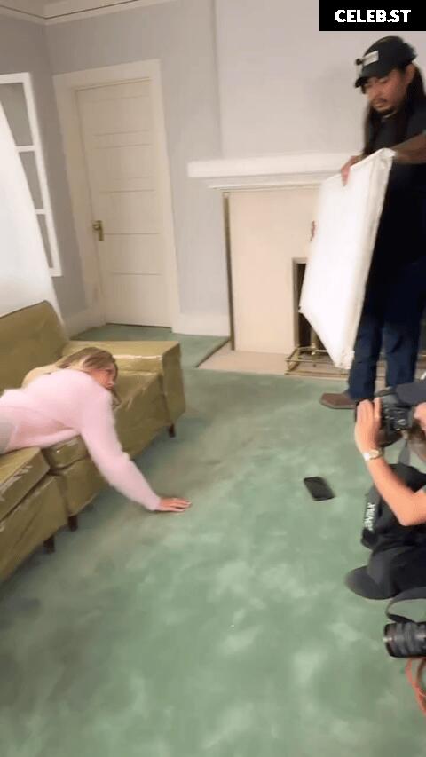 Hilary Duff Image 24245041