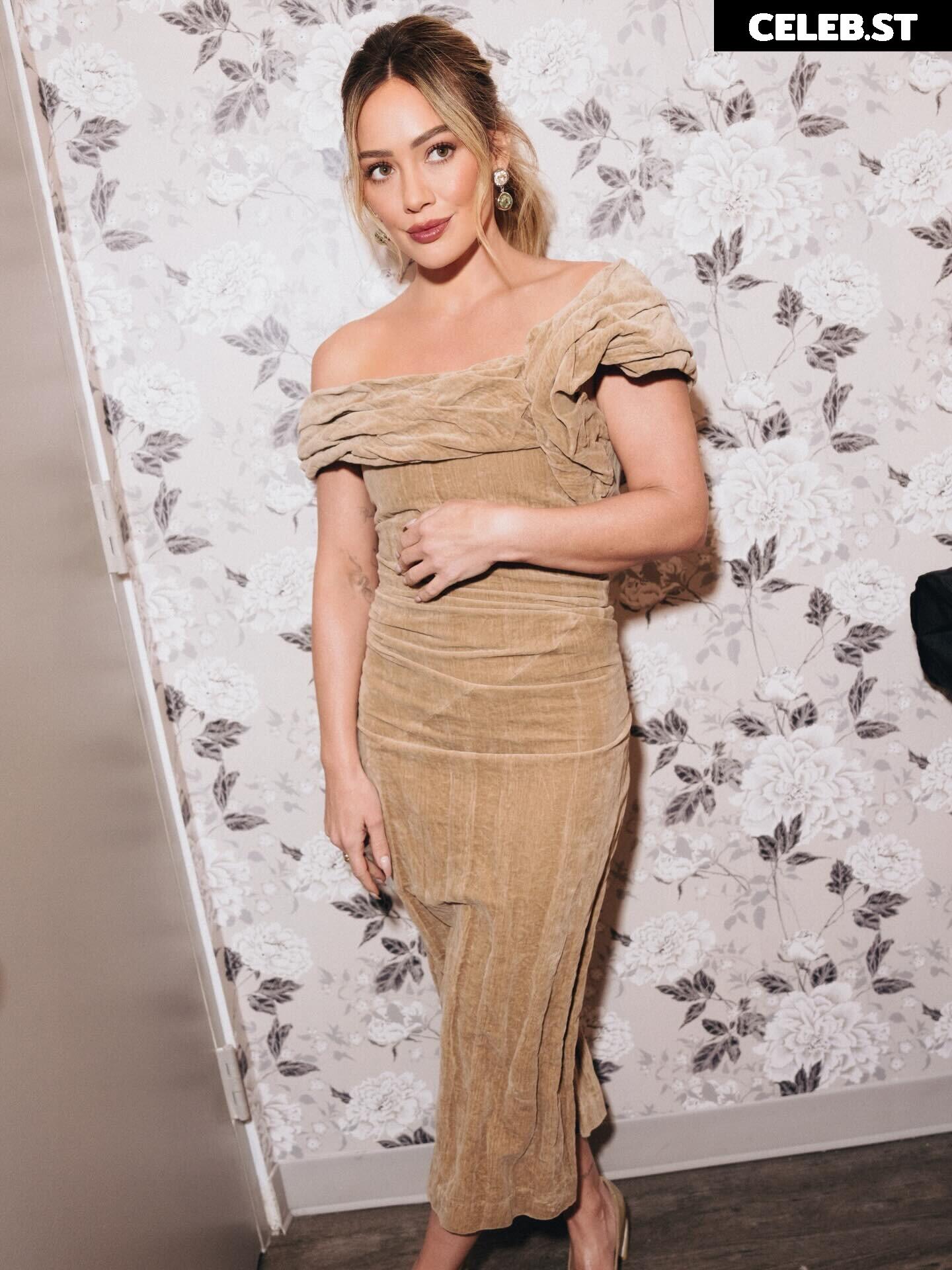 Hilary Duff Image 24244934