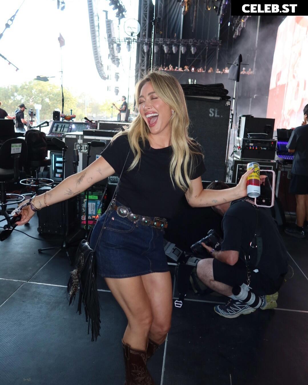 Hilary Duff Image 24244700