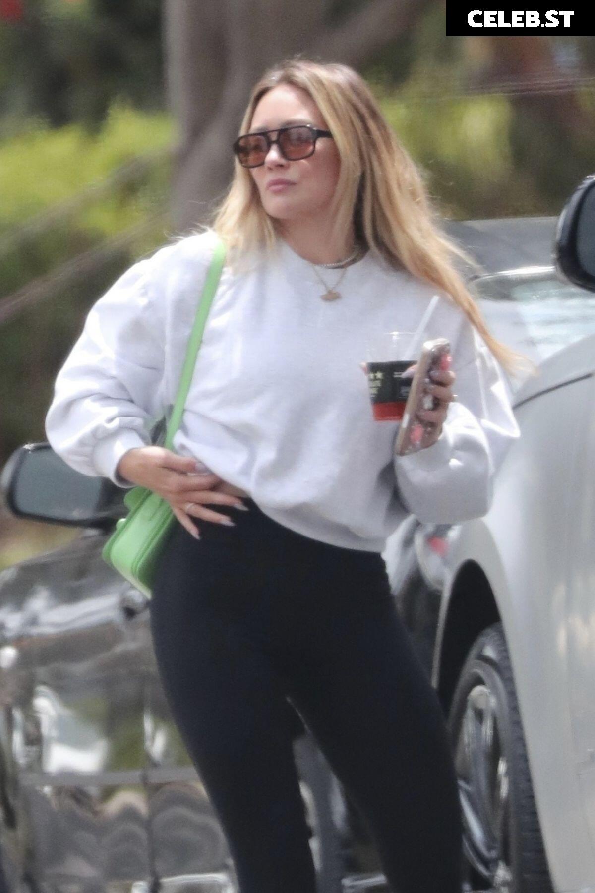 Hilary Duff Image 24244690