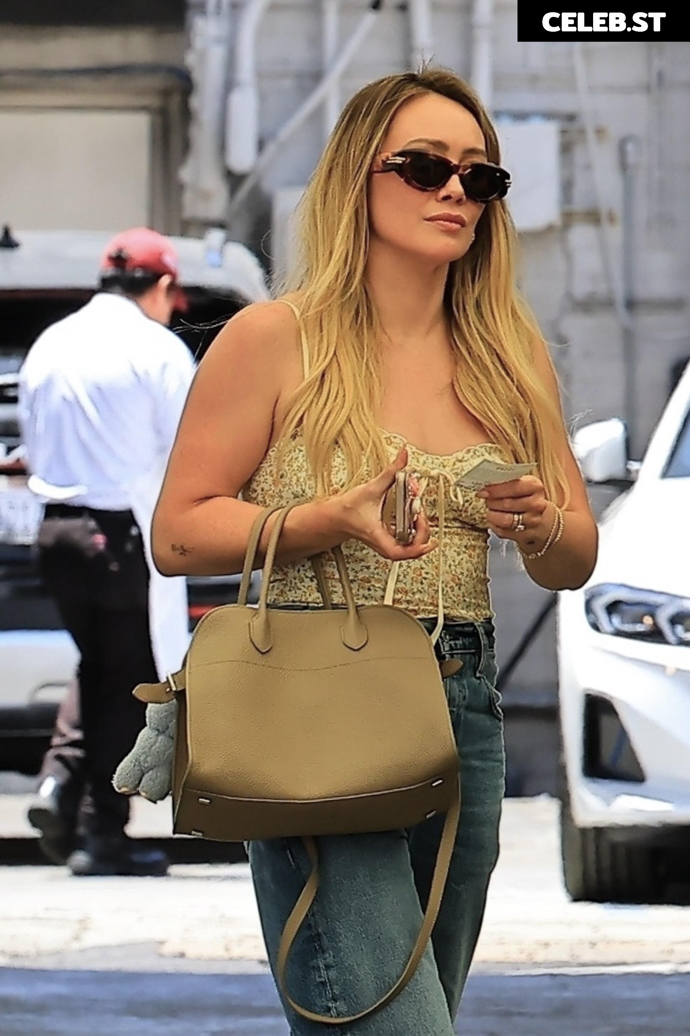 Hilary Duff Image 24244681