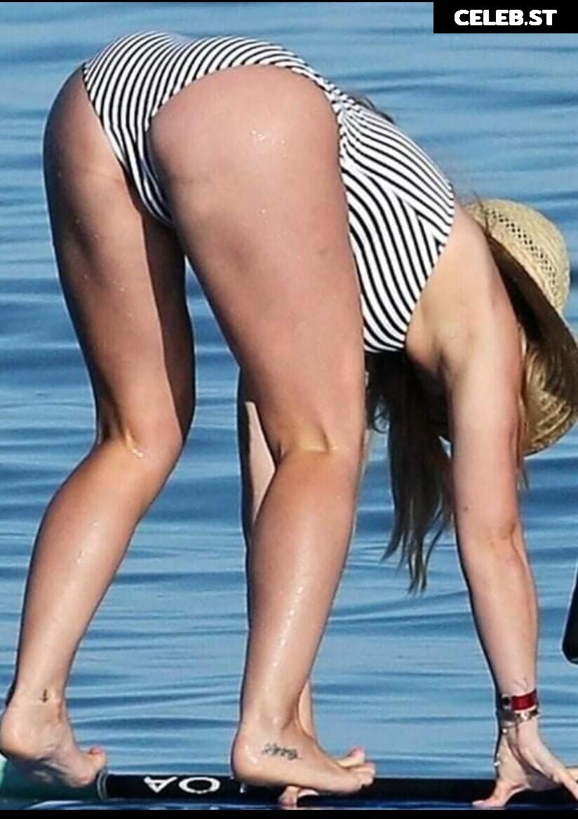 Hilary Duff Image 24244666
