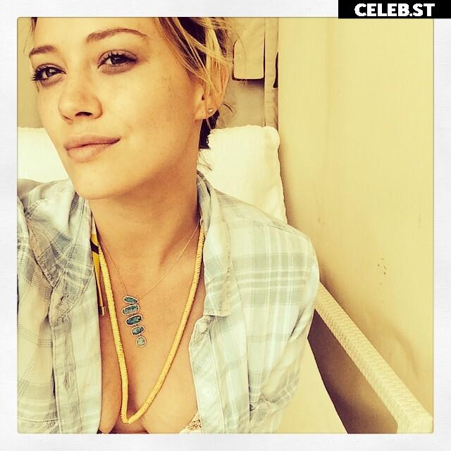 Hilary Duff Image 24244645