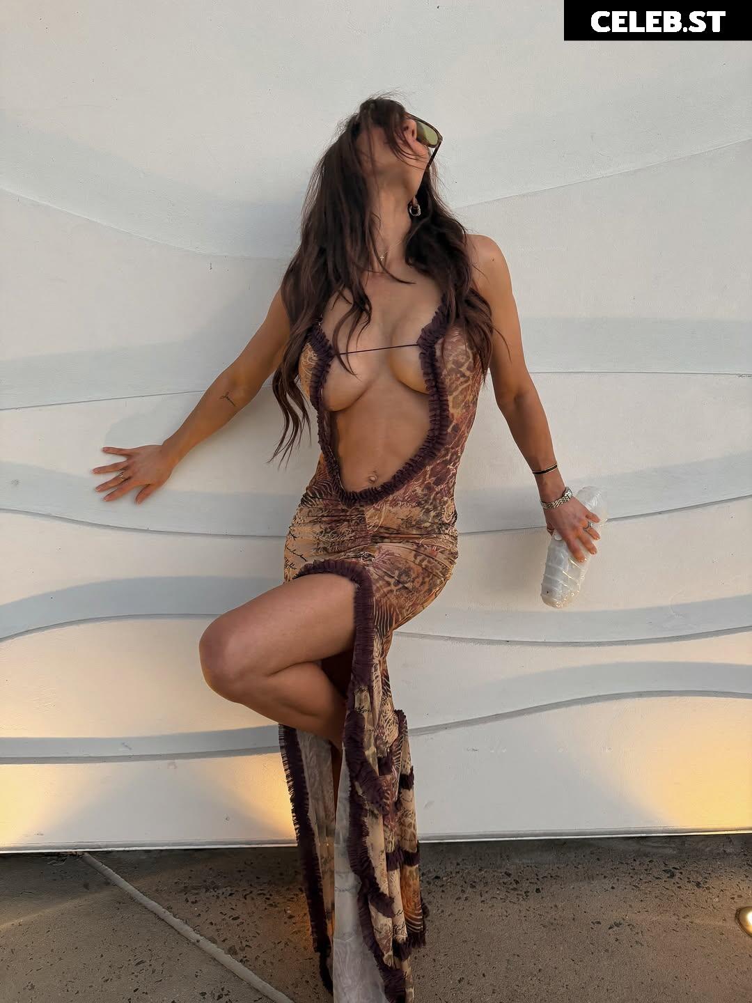 WWE Carmella Image 24244313