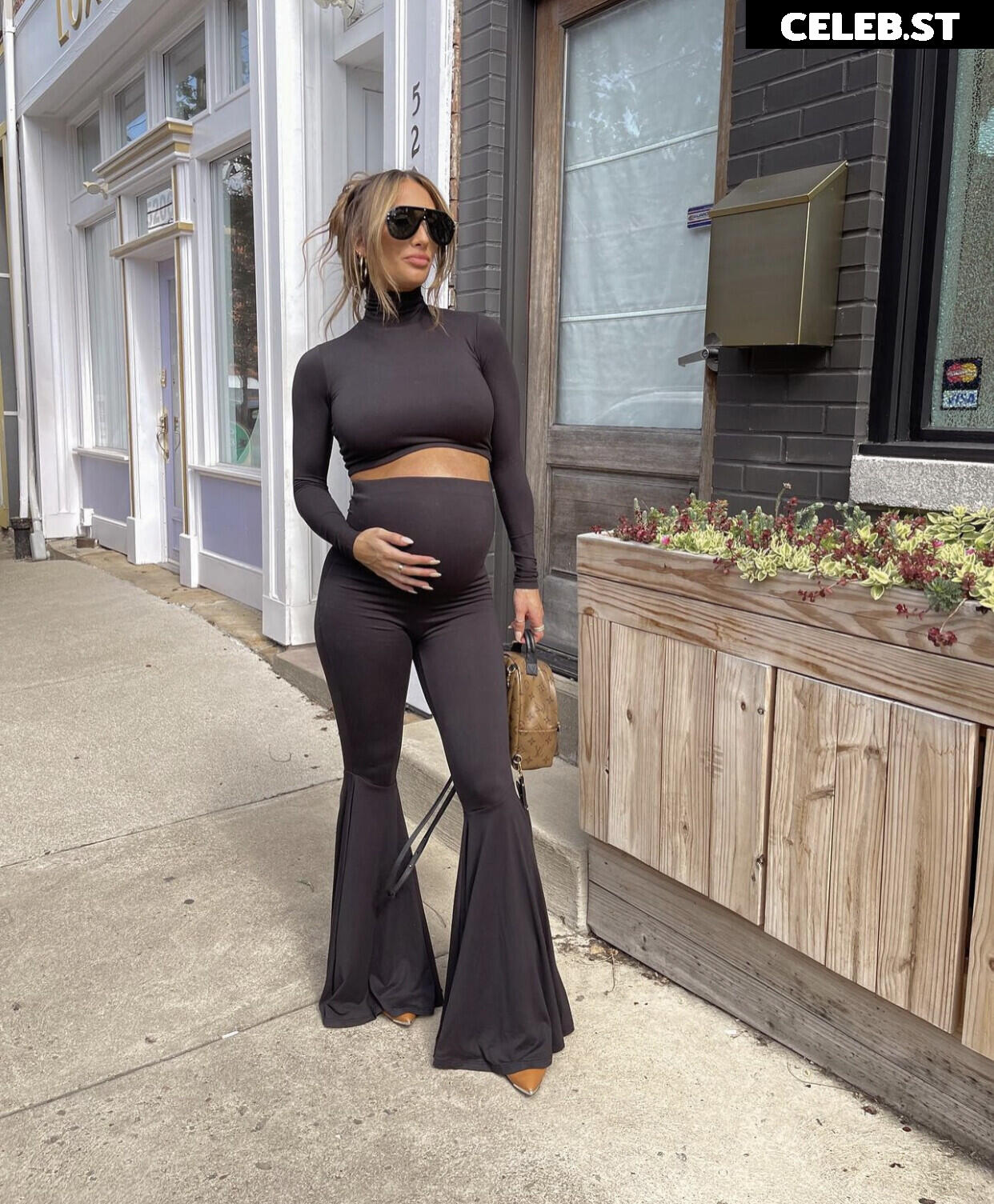 WWE Carmella Image 24244207