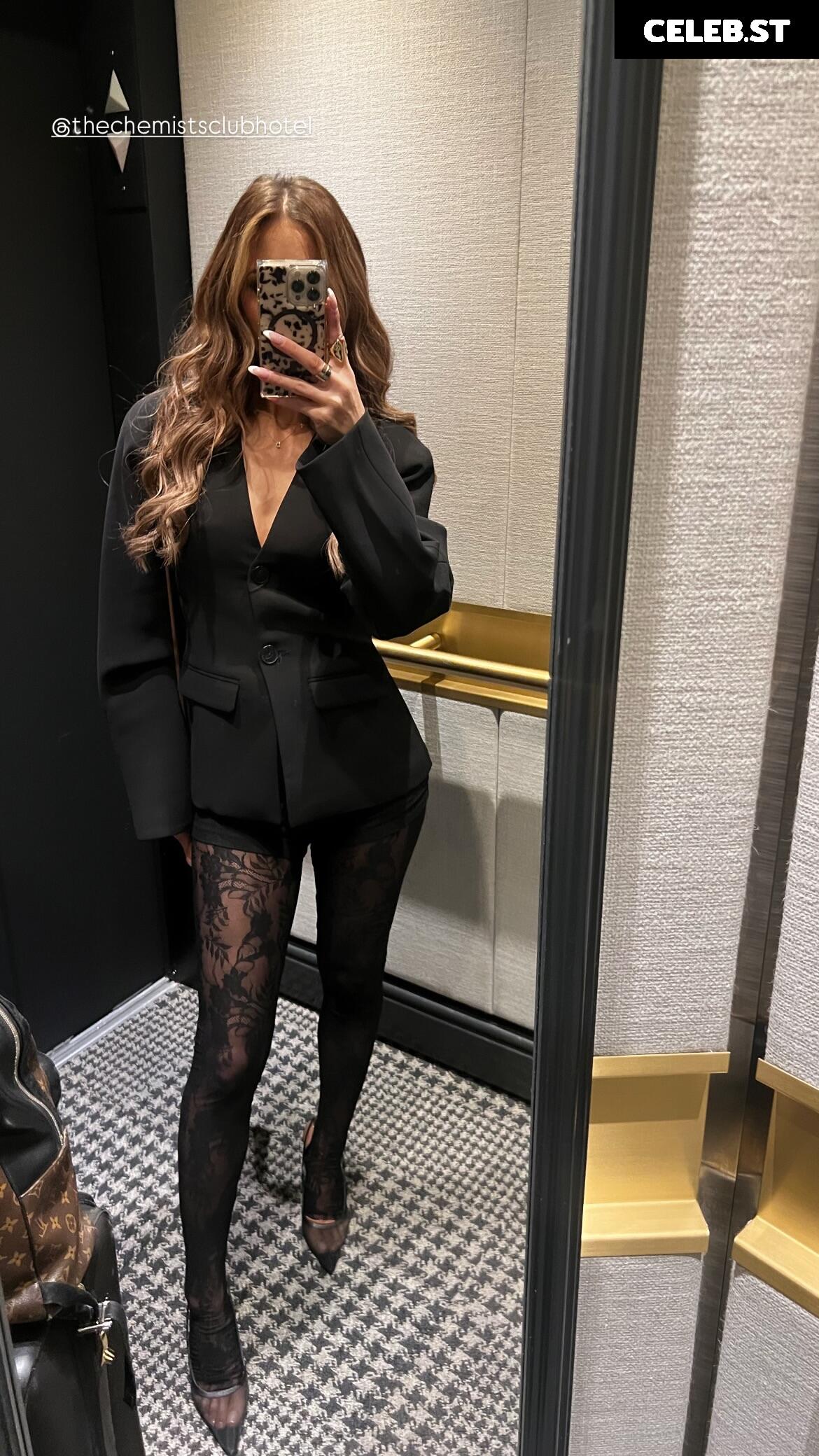 WWE Carmella Image 24244269